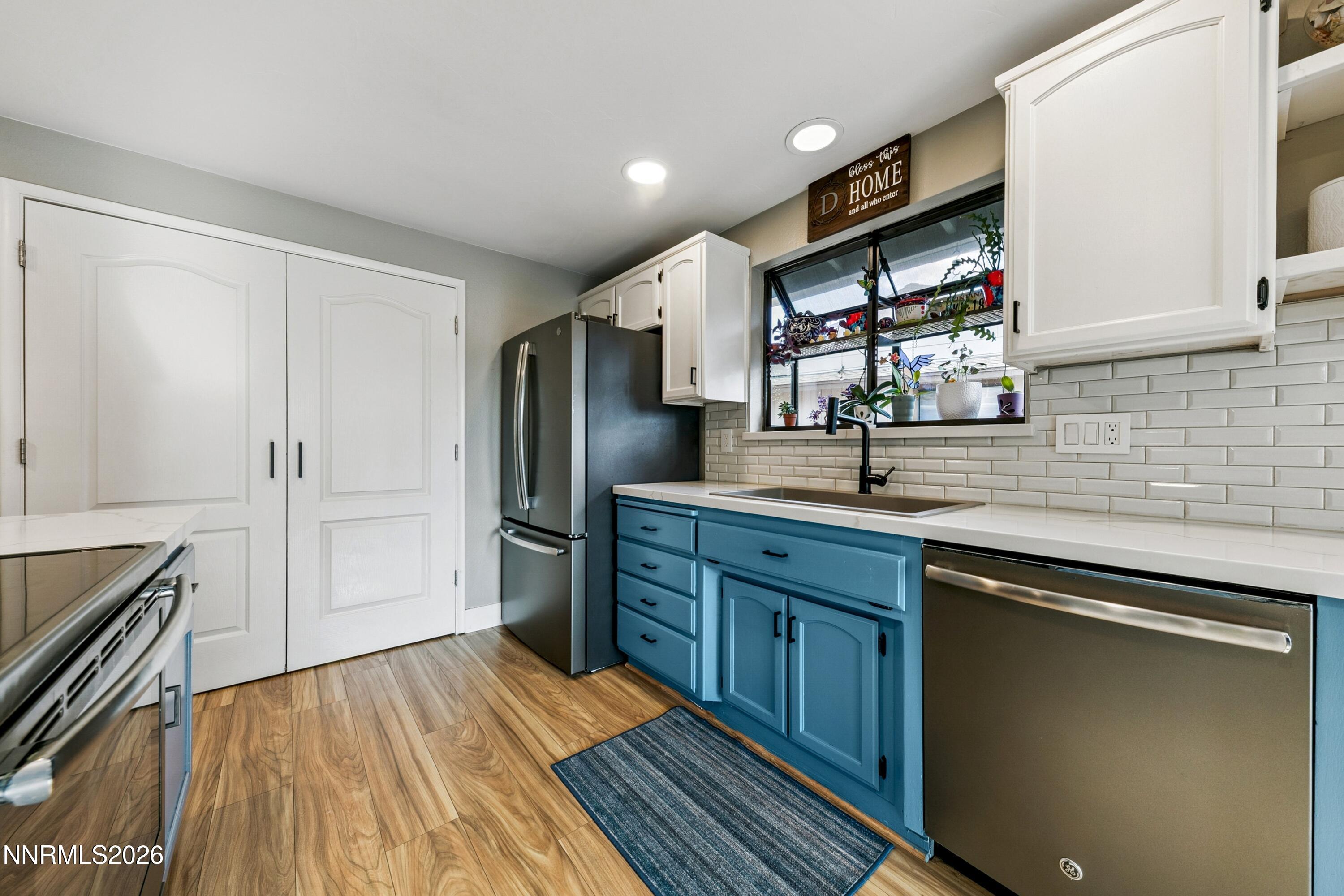 3318 Candelaria Drive Property Photo 8