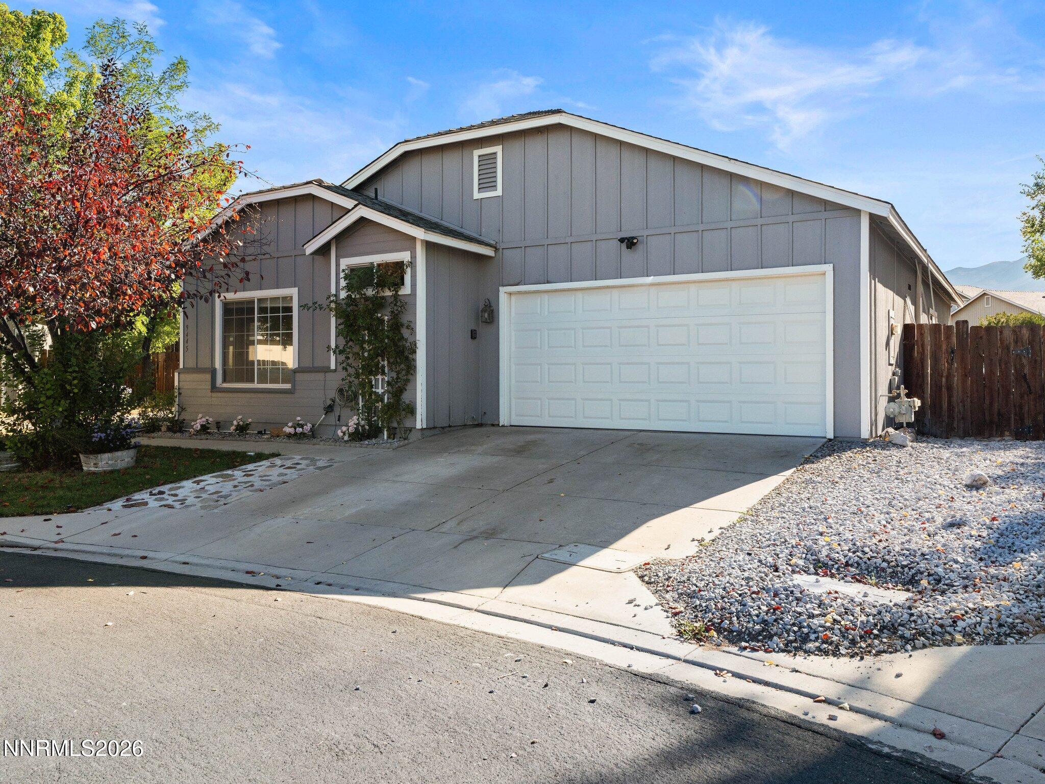 9445 Pine Tree Court Property Photo 2