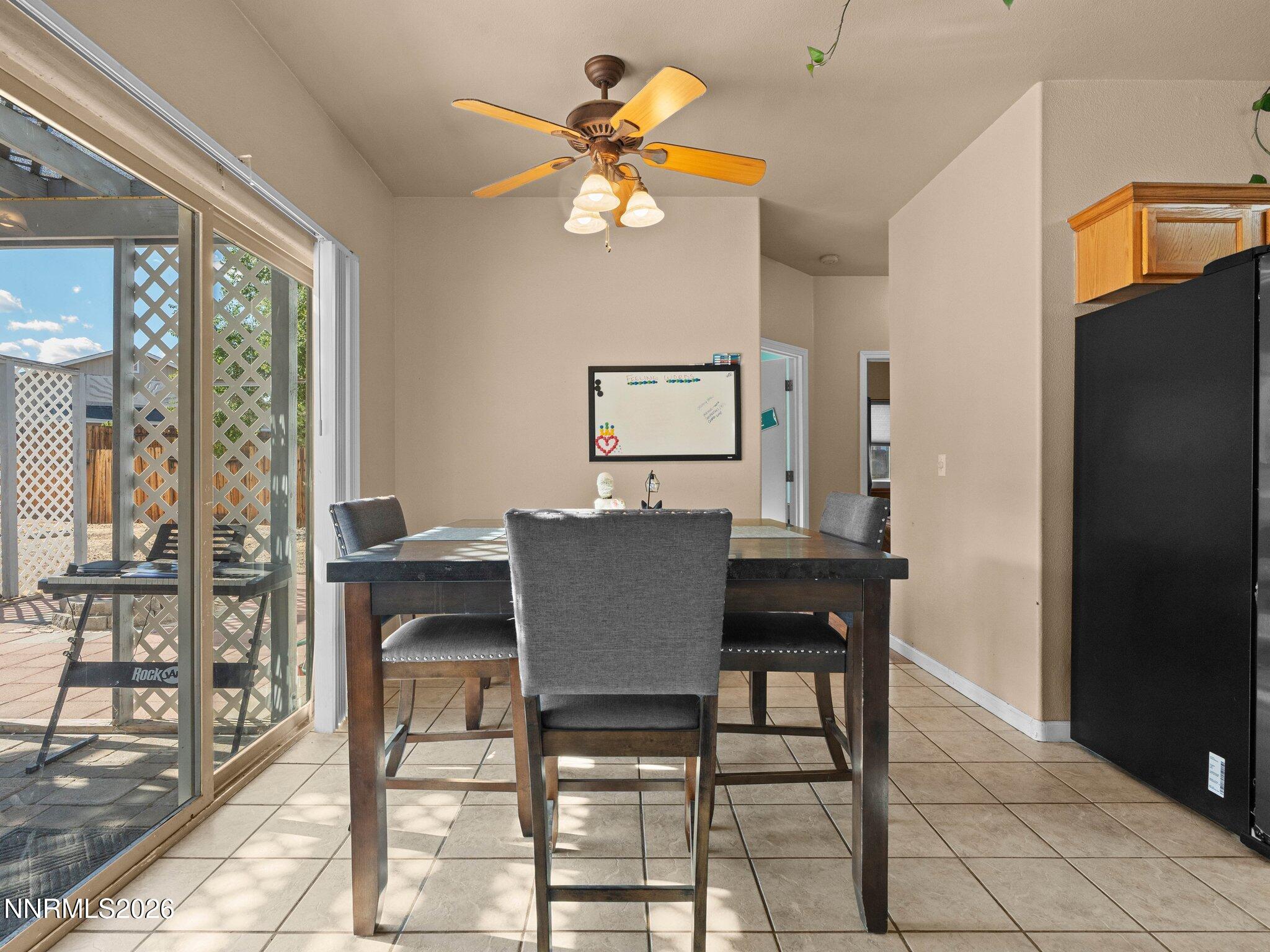 9445 Pine Tree Court Property Photo 10