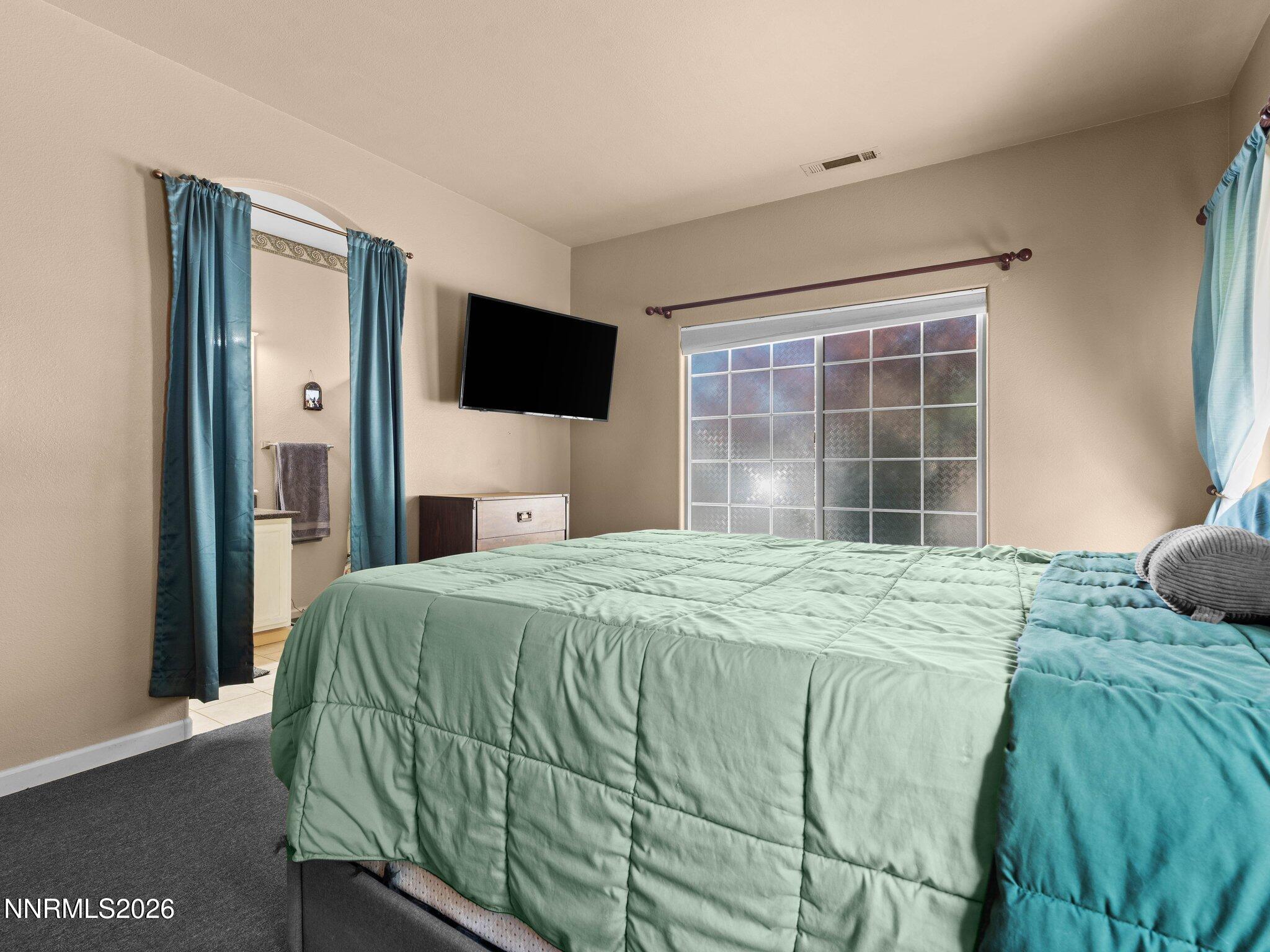 9445 Pine Tree Court Property Photo 19
