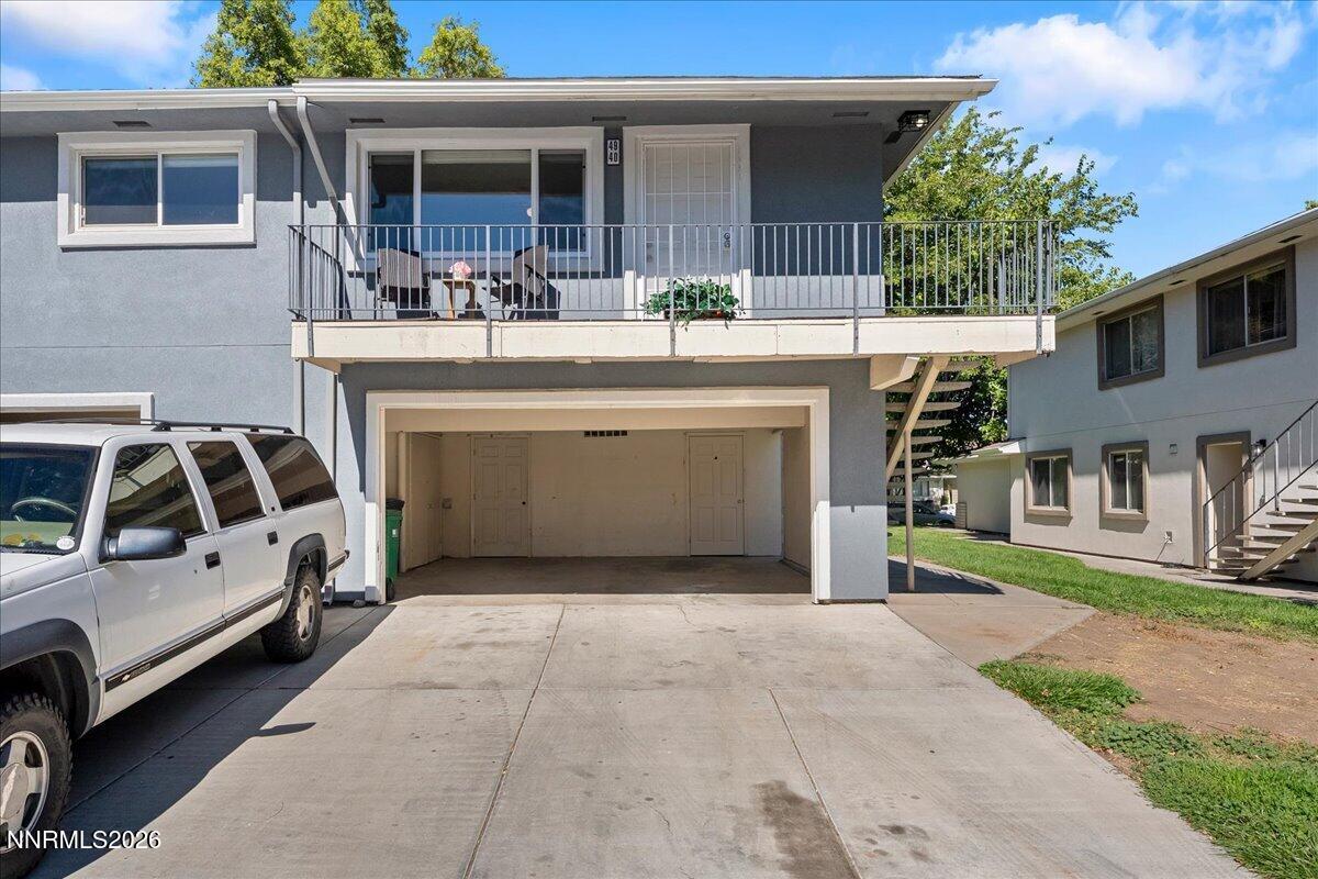 4940 Catalina Drive Apt 4 Property Photo 1