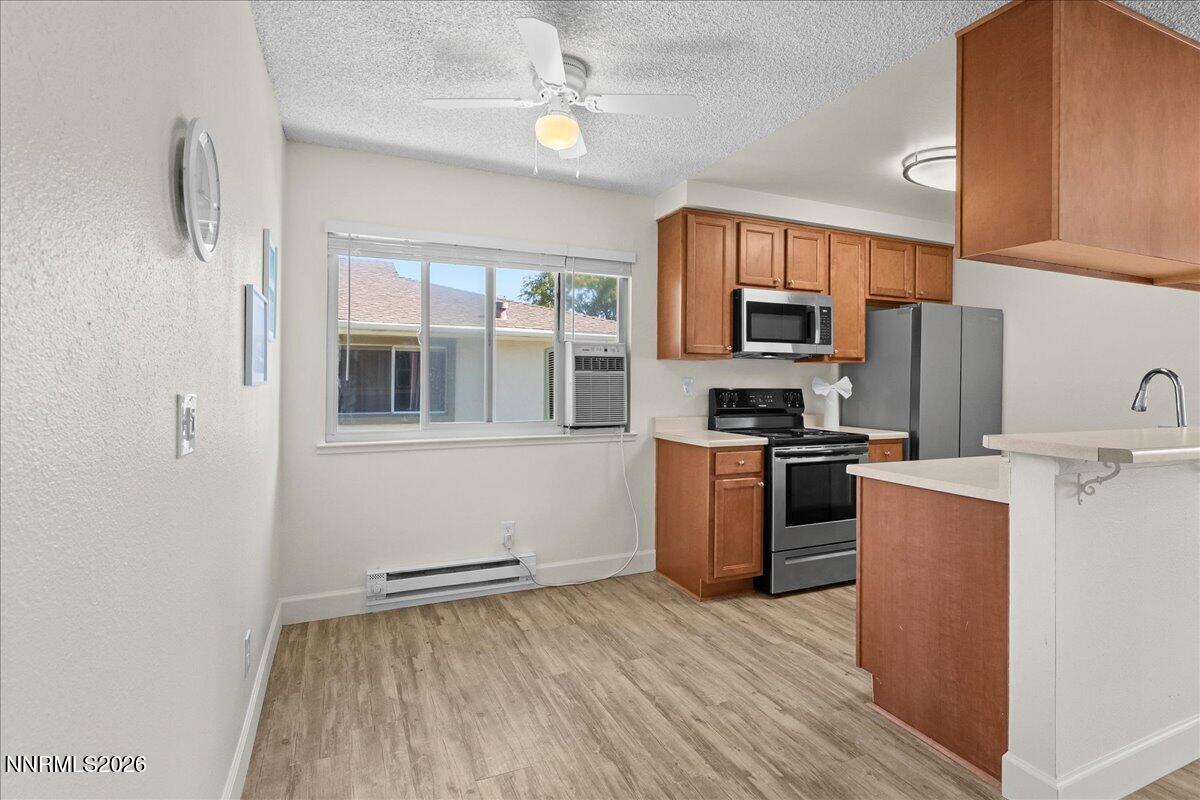 4940 Catalina Drive Apt 4 Property Photo 9