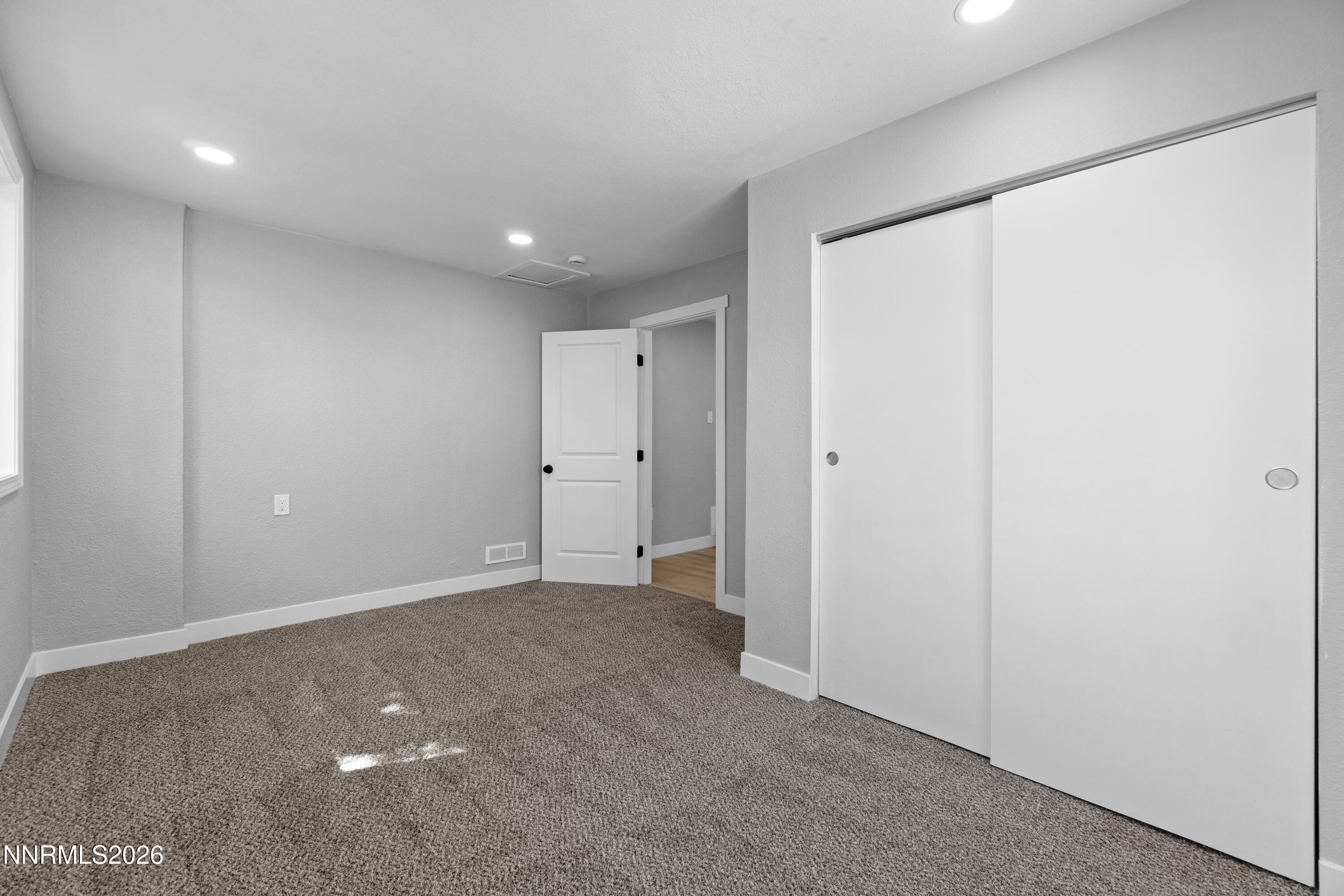 1337 Toiyabe Avenue Property Photo 21