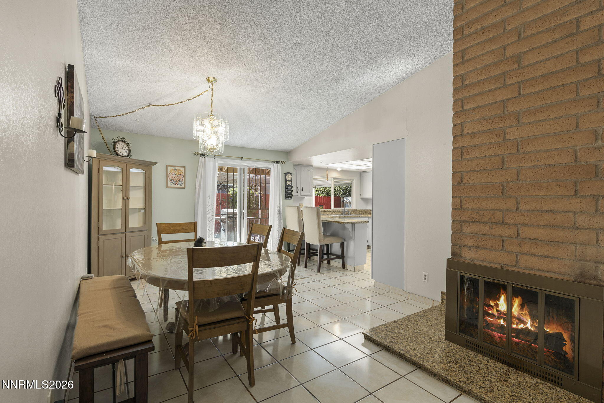 2411 Monte Verde Way Property Photo 9