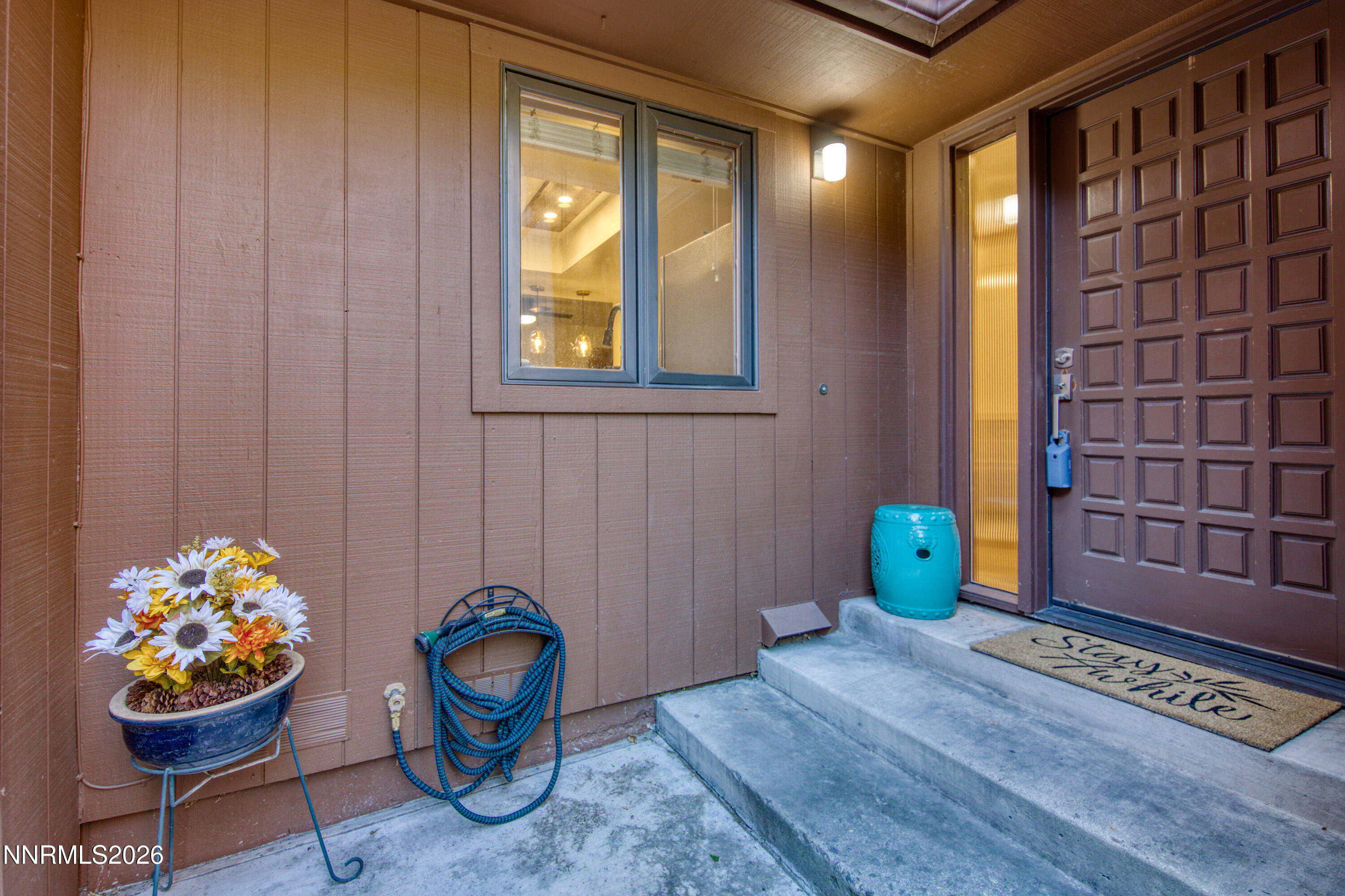 2014 Sunburst Way Property Photo 2