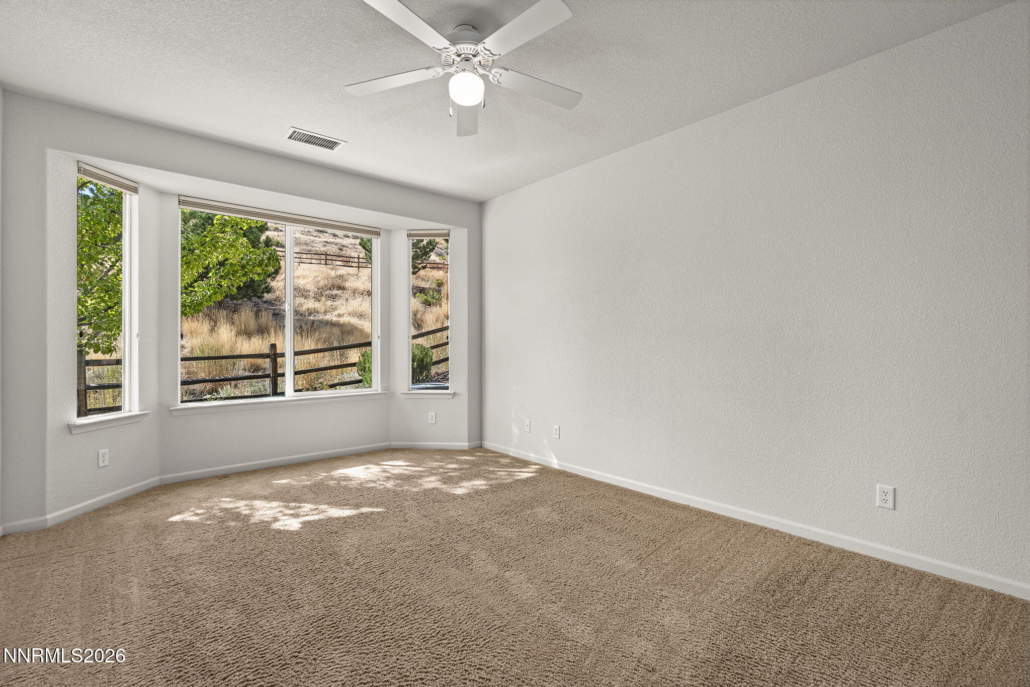 1555 W Del Webb Parkway Property Photo 16