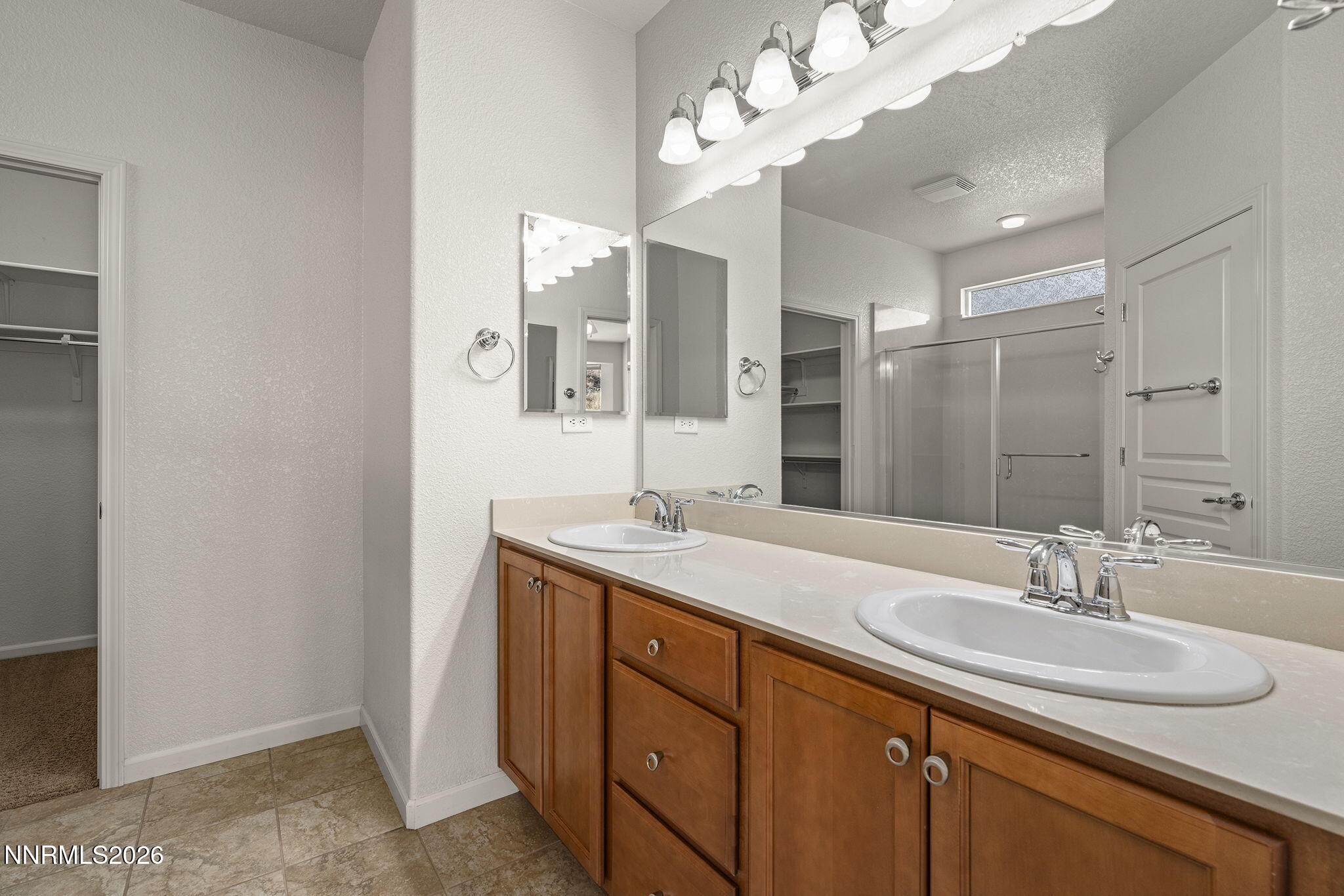 1555 W Del Webb Parkway Property Photo 17