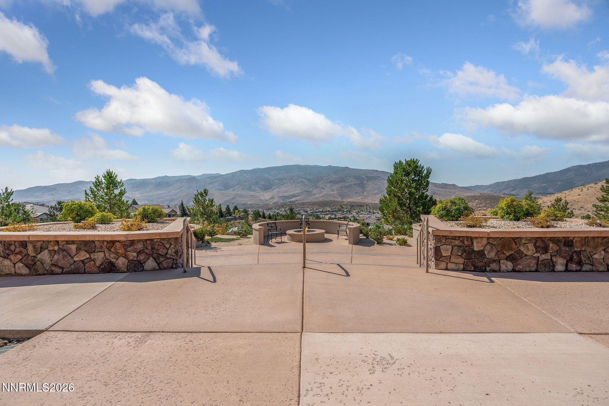 1555 W Del Webb Parkway Property Photo 42