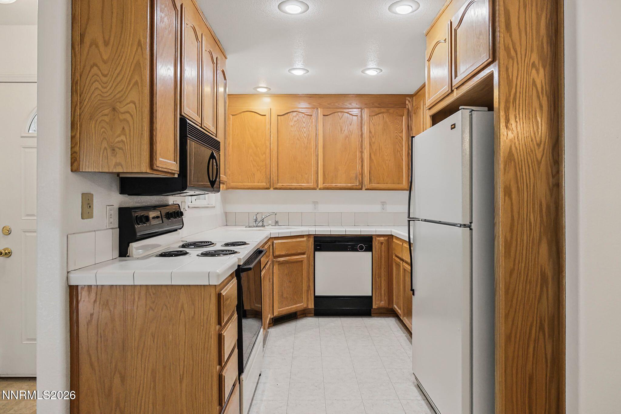 1006 S Minnesota Street Property Photo 4