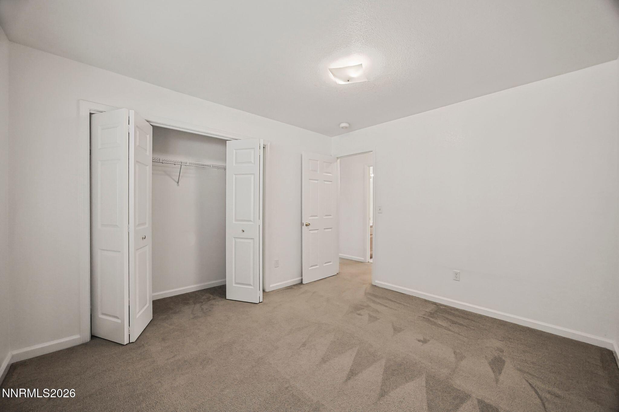 1006 S Minnesota Street Property Photo 8