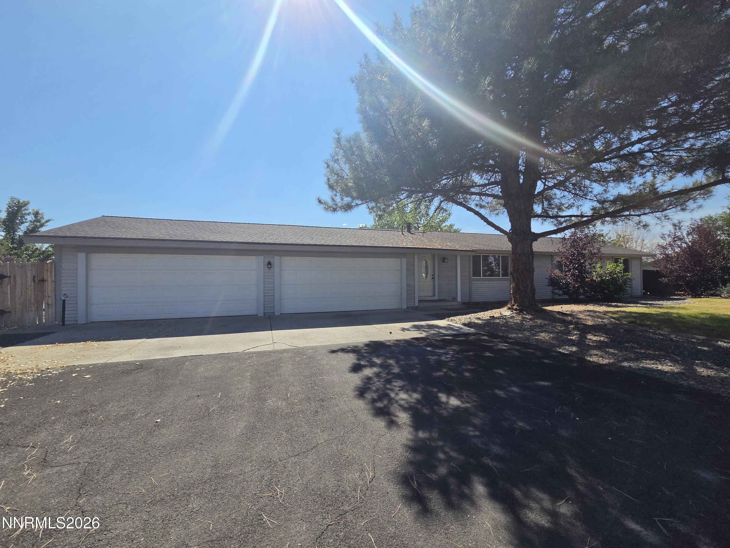 60 Leo Drive Property Photo 1