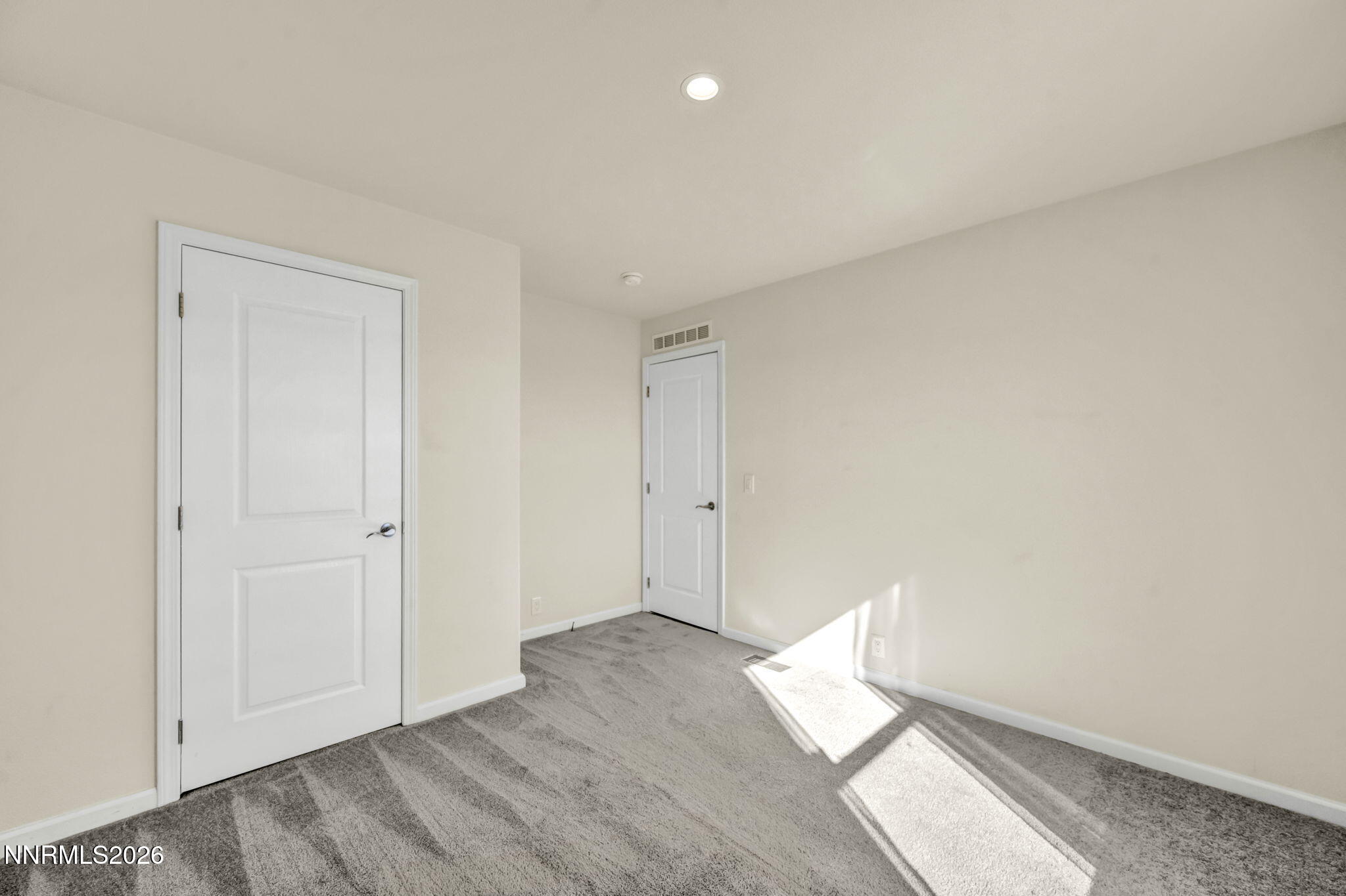 1020 W 8th Street Property Photo 27