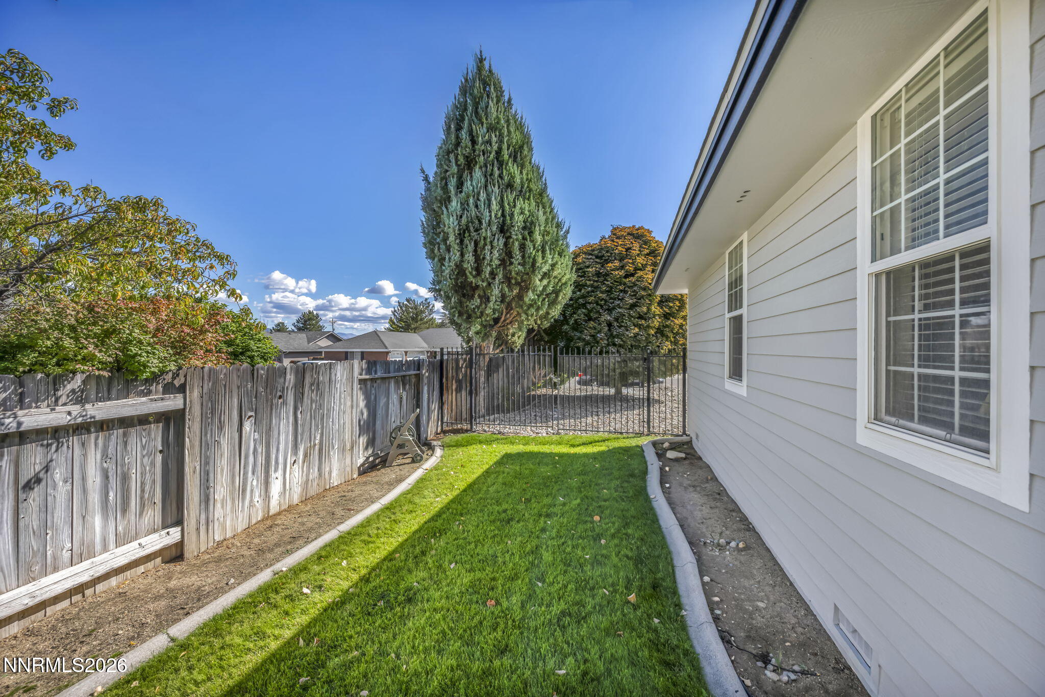 1724 Pinoak Lane Property Photo 8
