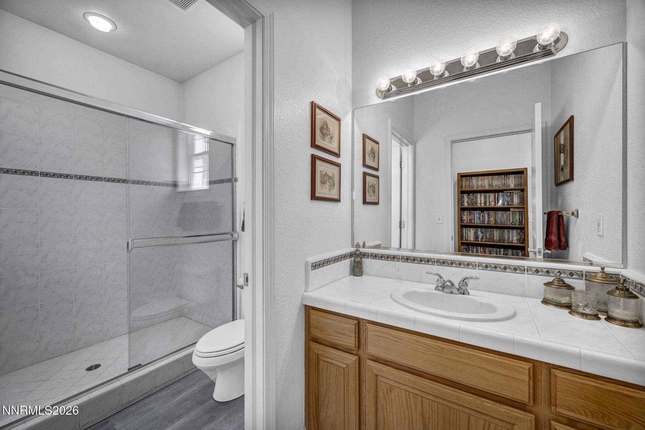 1724 Pinoak Lane Property Photo 15