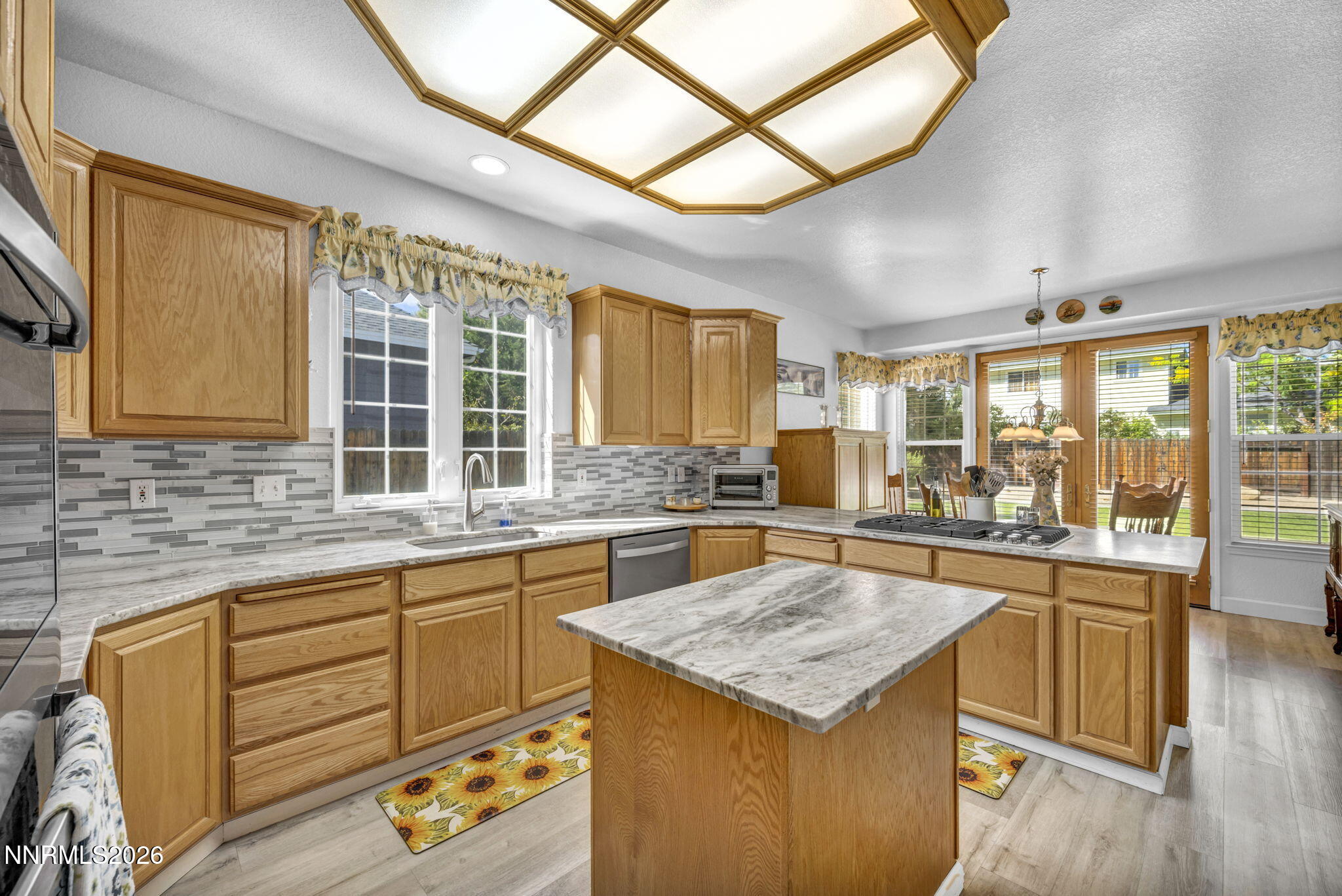 1724 Pinoak Lane Property Photo 24