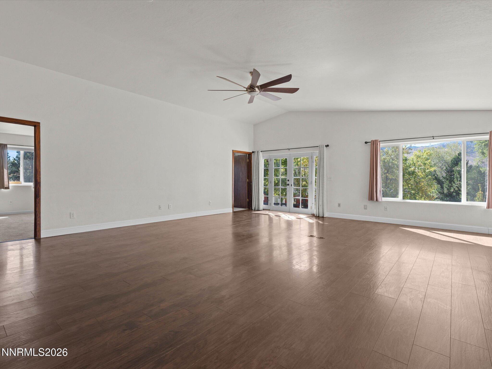 290 Eleanor Avenue Property Photo 7