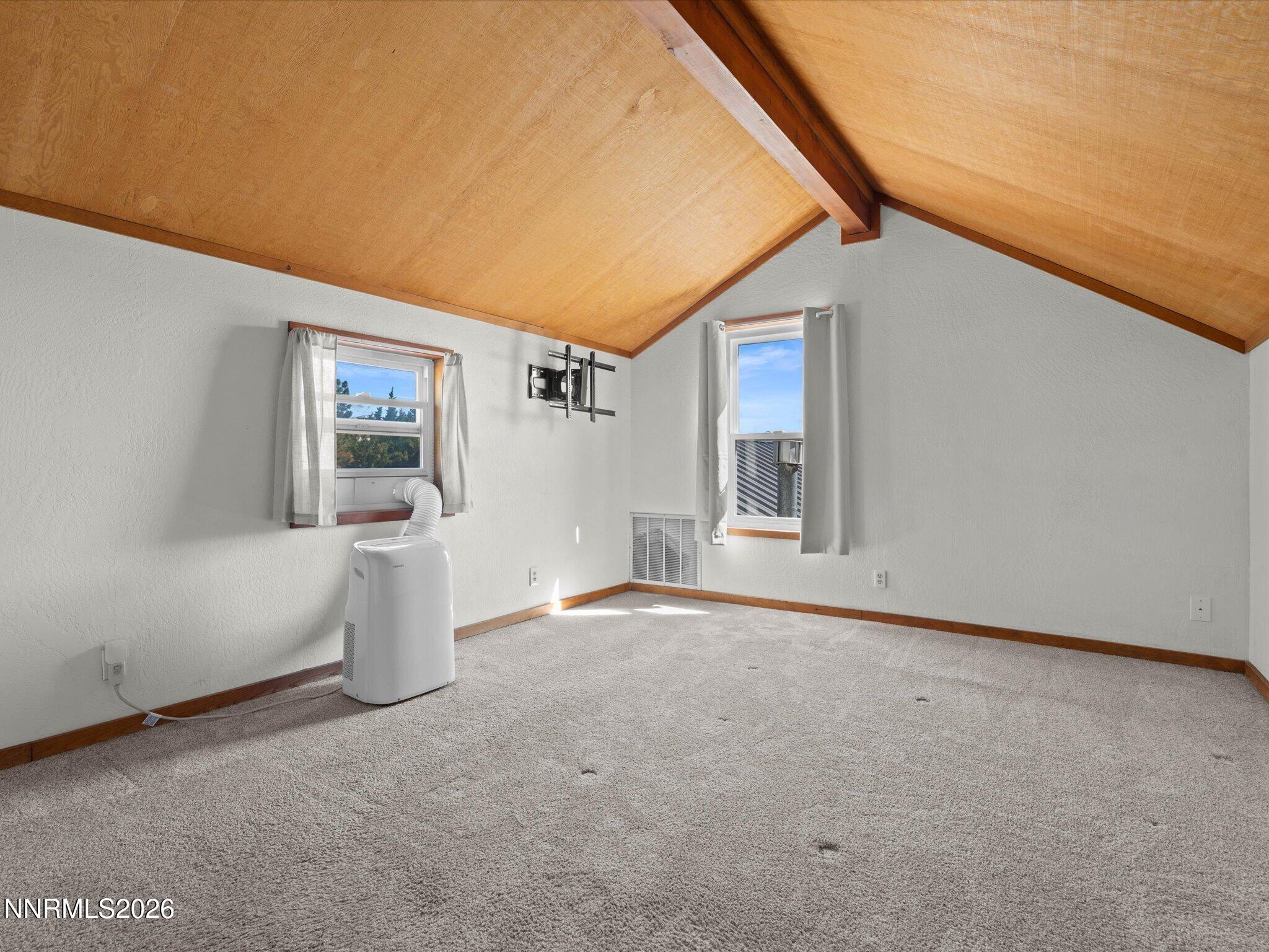 290 Eleanor Avenue Property Photo 25