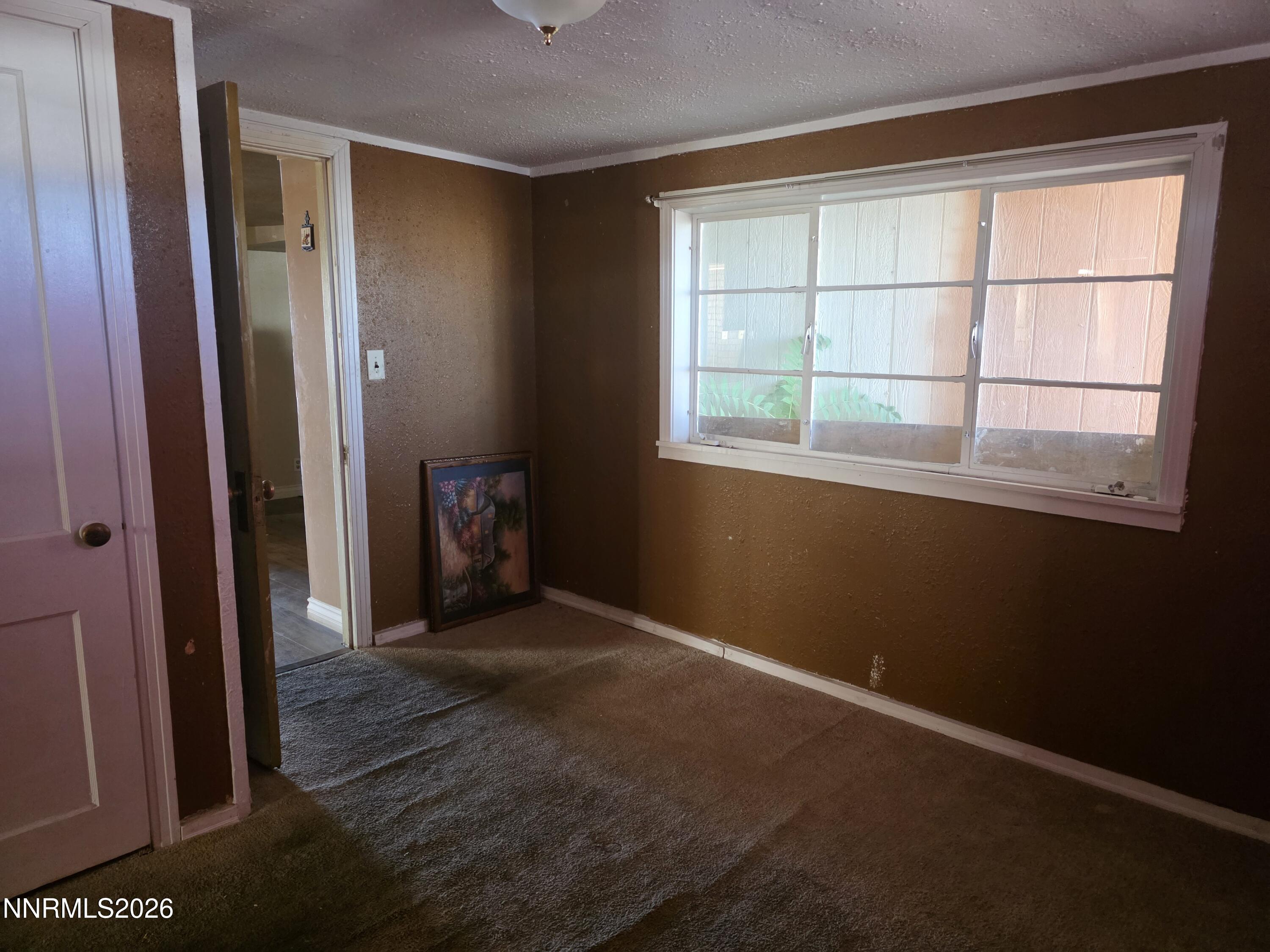215 E Street Property Photo 20