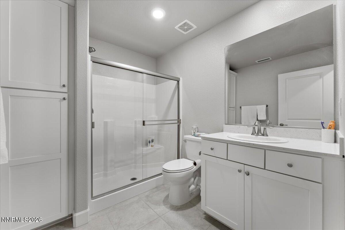 738 Hallow Pointe Drive Property Photo 27