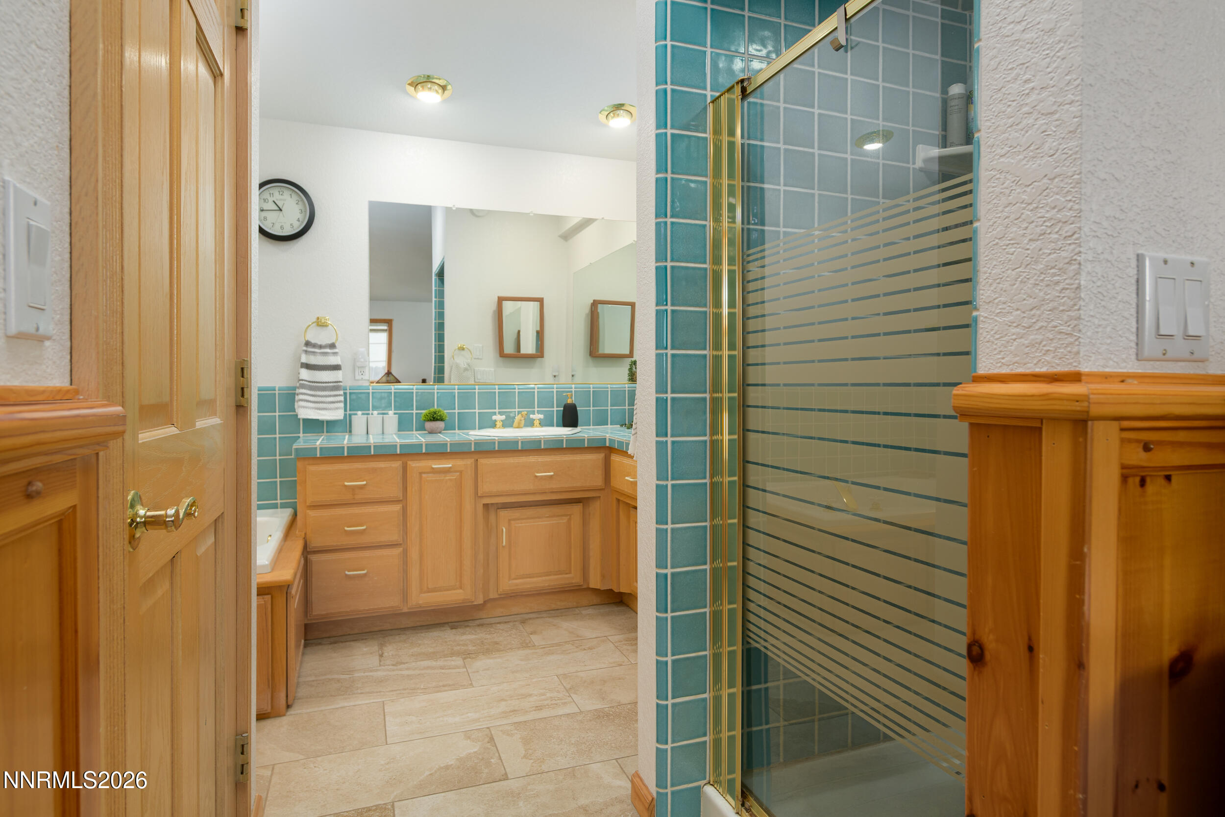 1393 Jobs Peak Drive Property Photo 16