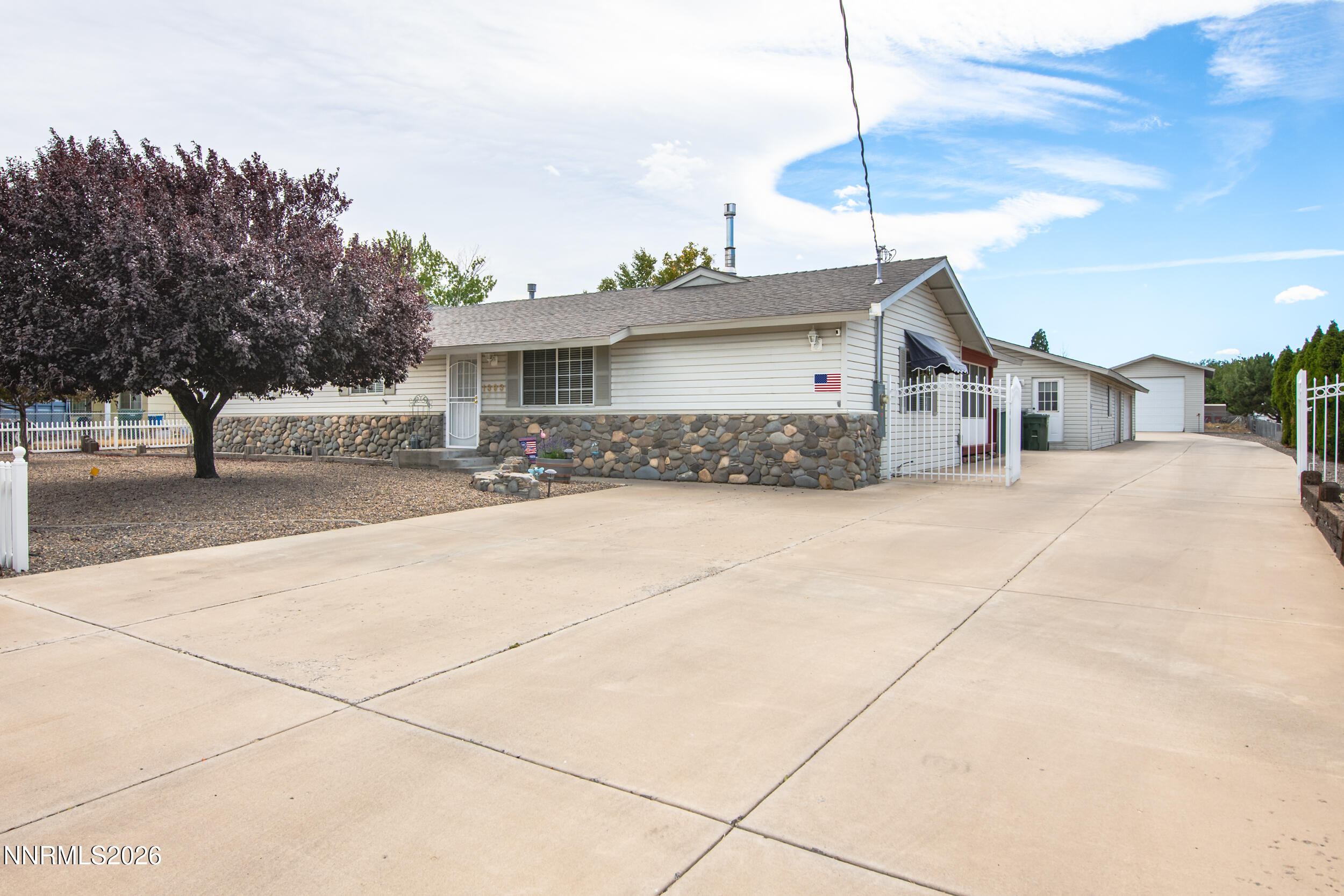 1393 Jobs Peak Drive Property Photo 31