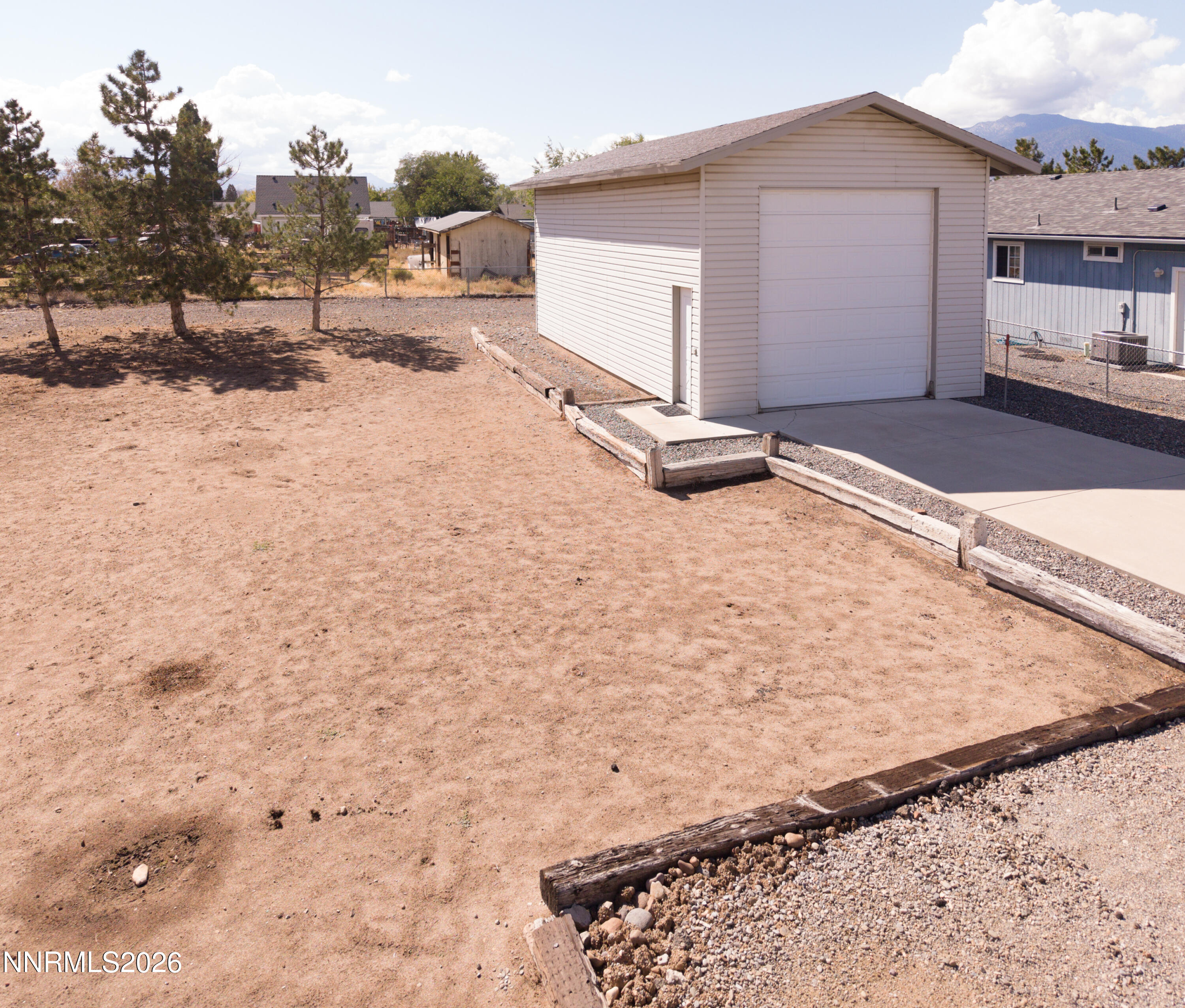 1393 Jobs Peak Drive Property Photo 41