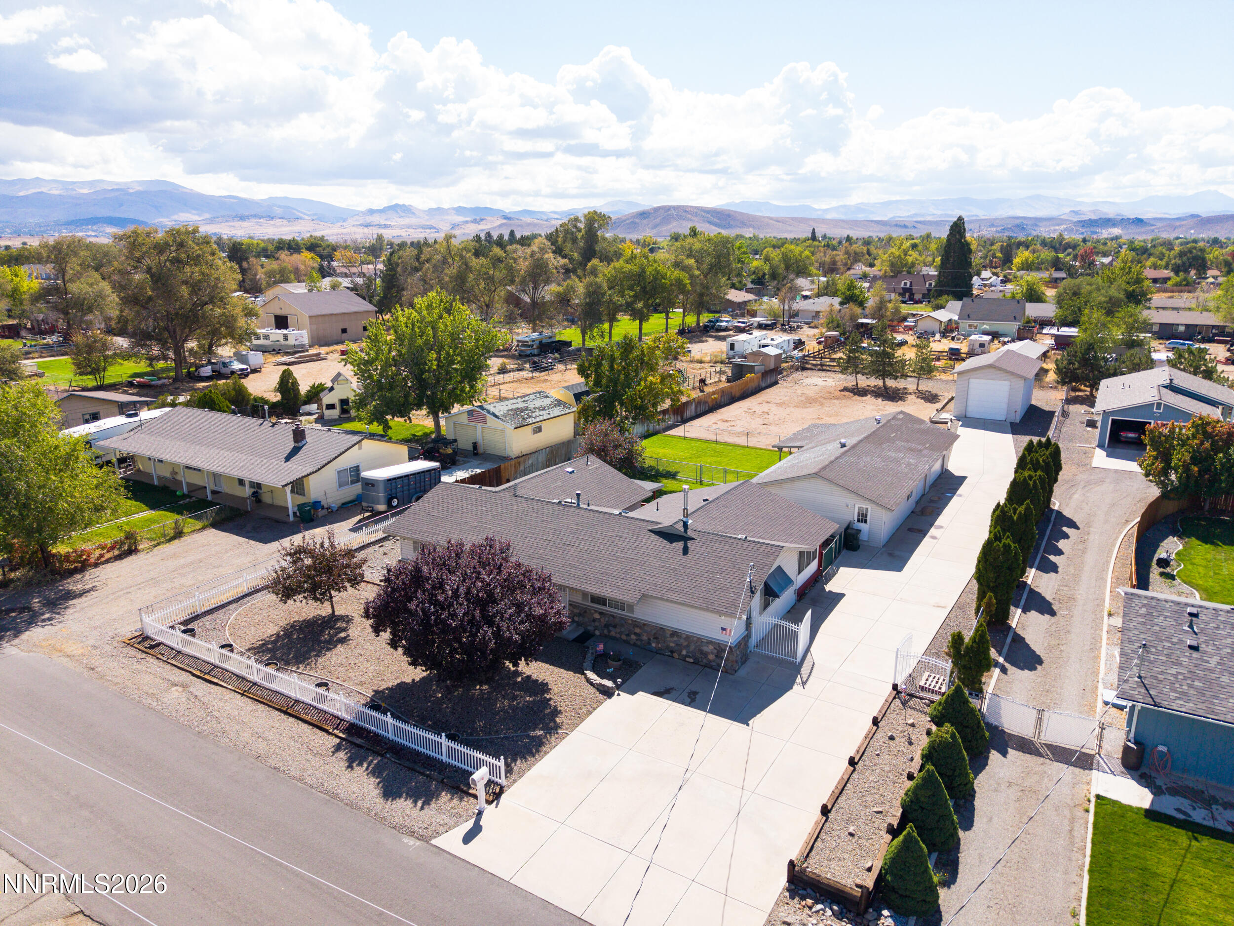 1393 Jobs Peak Drive Property Photo 44