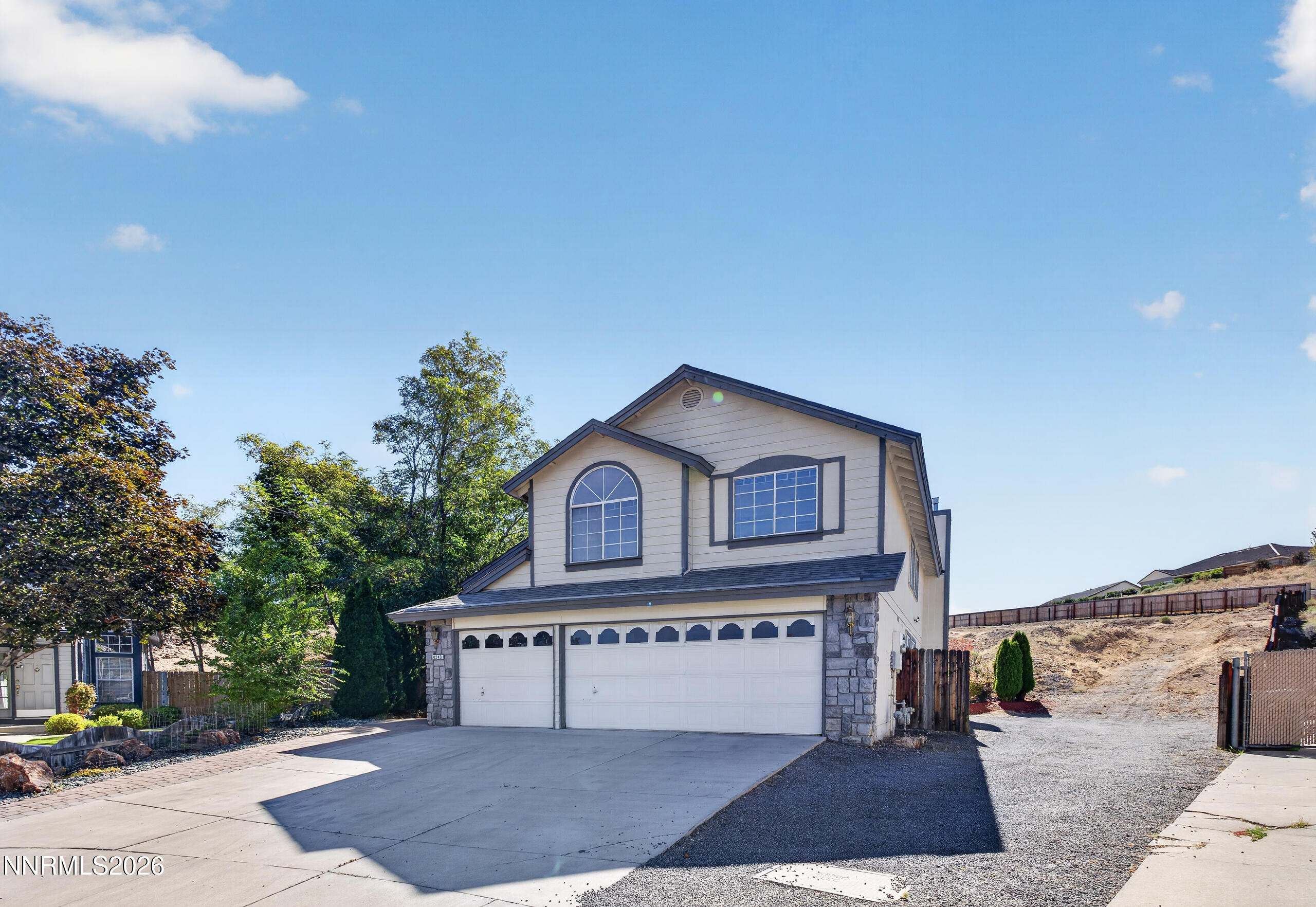 4343 Roundstone Court Property Photo 2