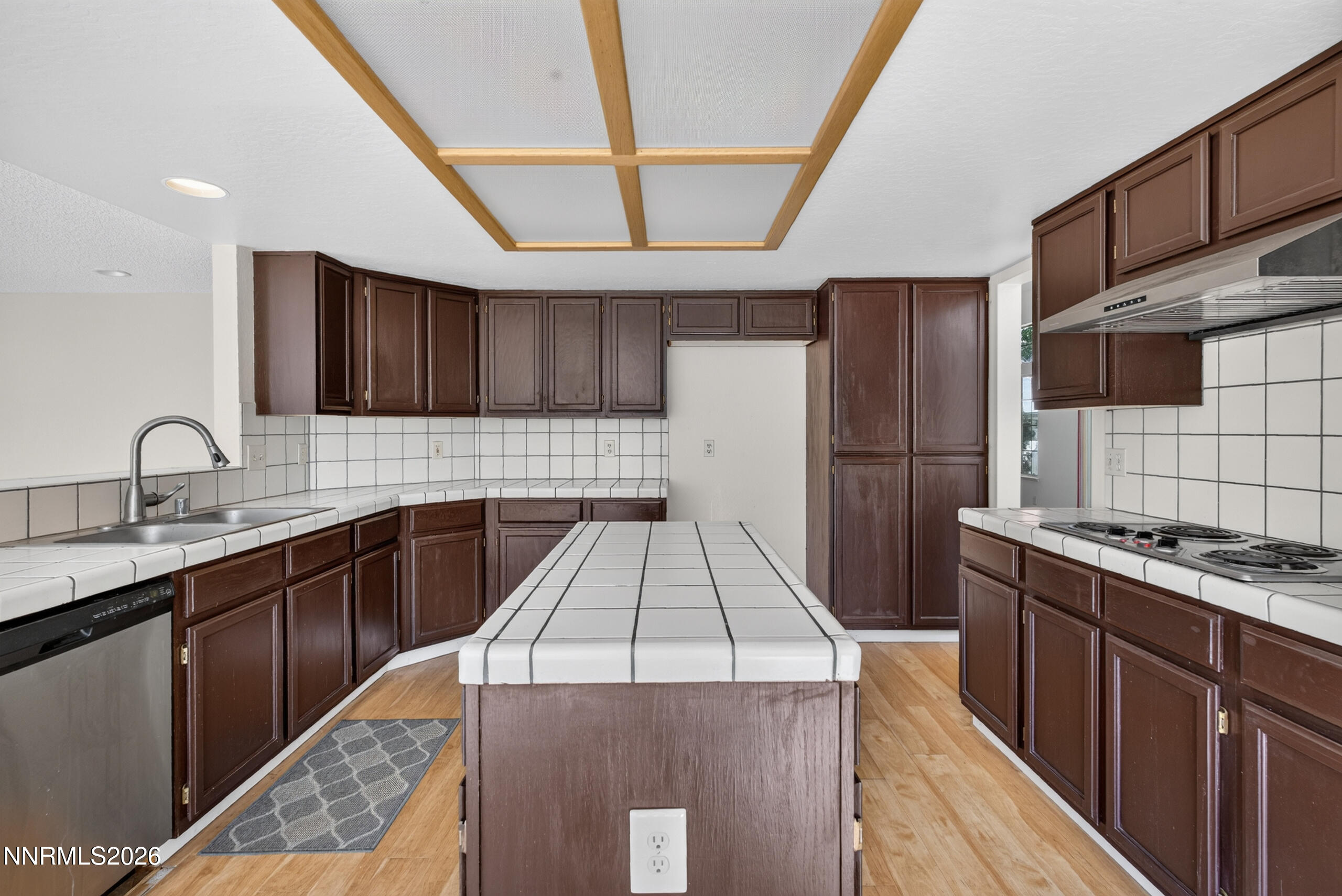 4343 Roundstone Court Property Photo 12