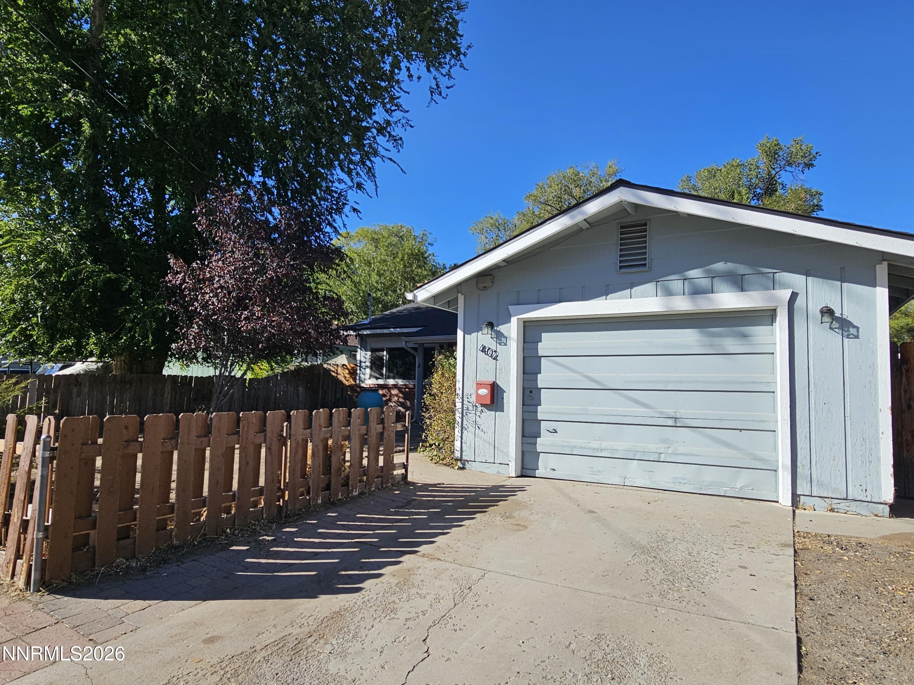 402 Corbett Street Property Photo 1