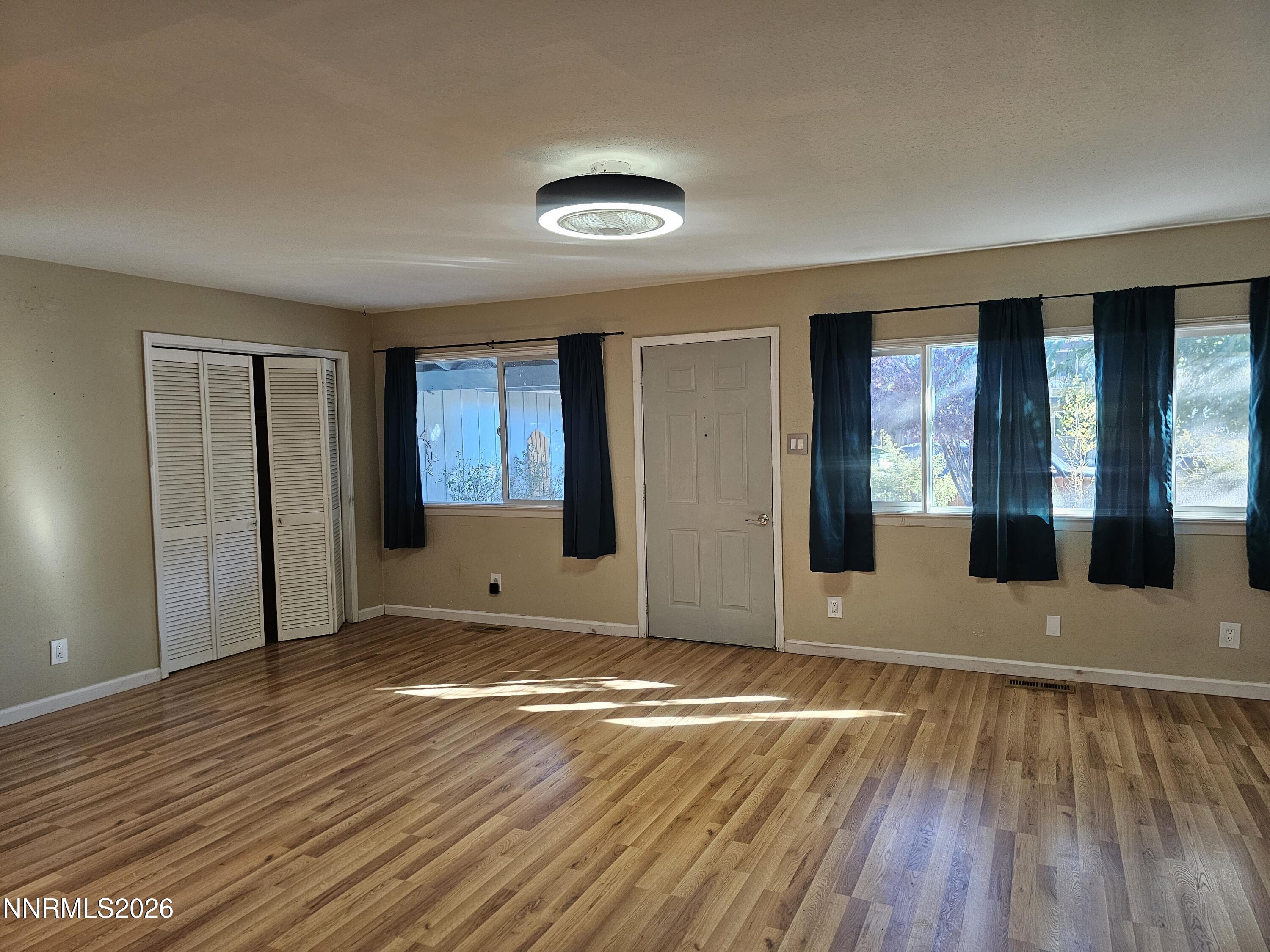 402 Corbett Street Property Photo 4