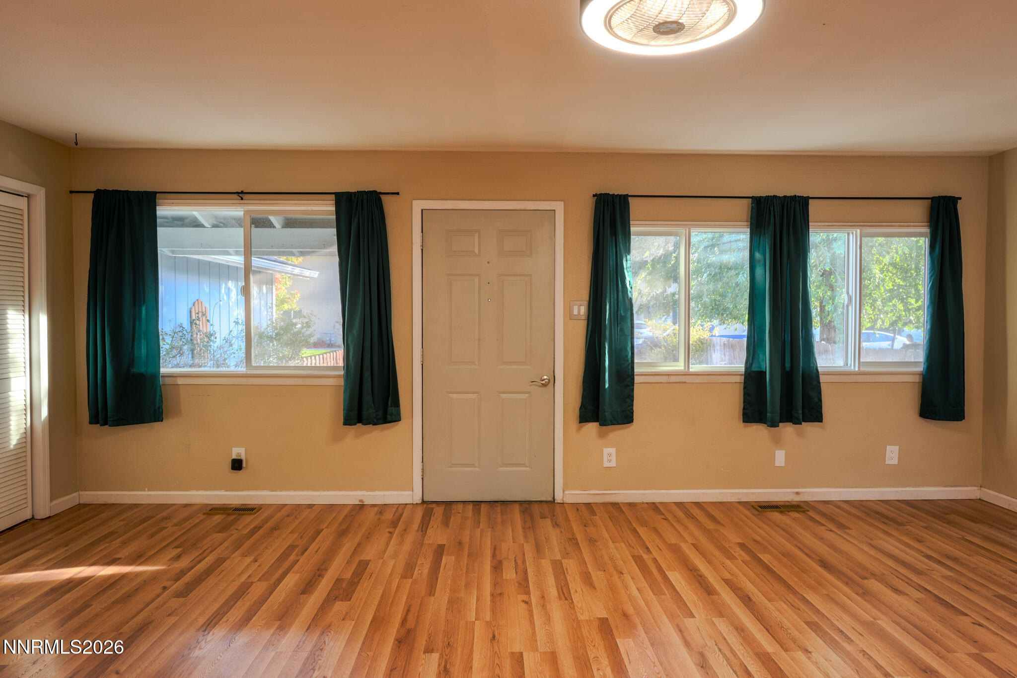 402 Corbett Street Property Photo 21