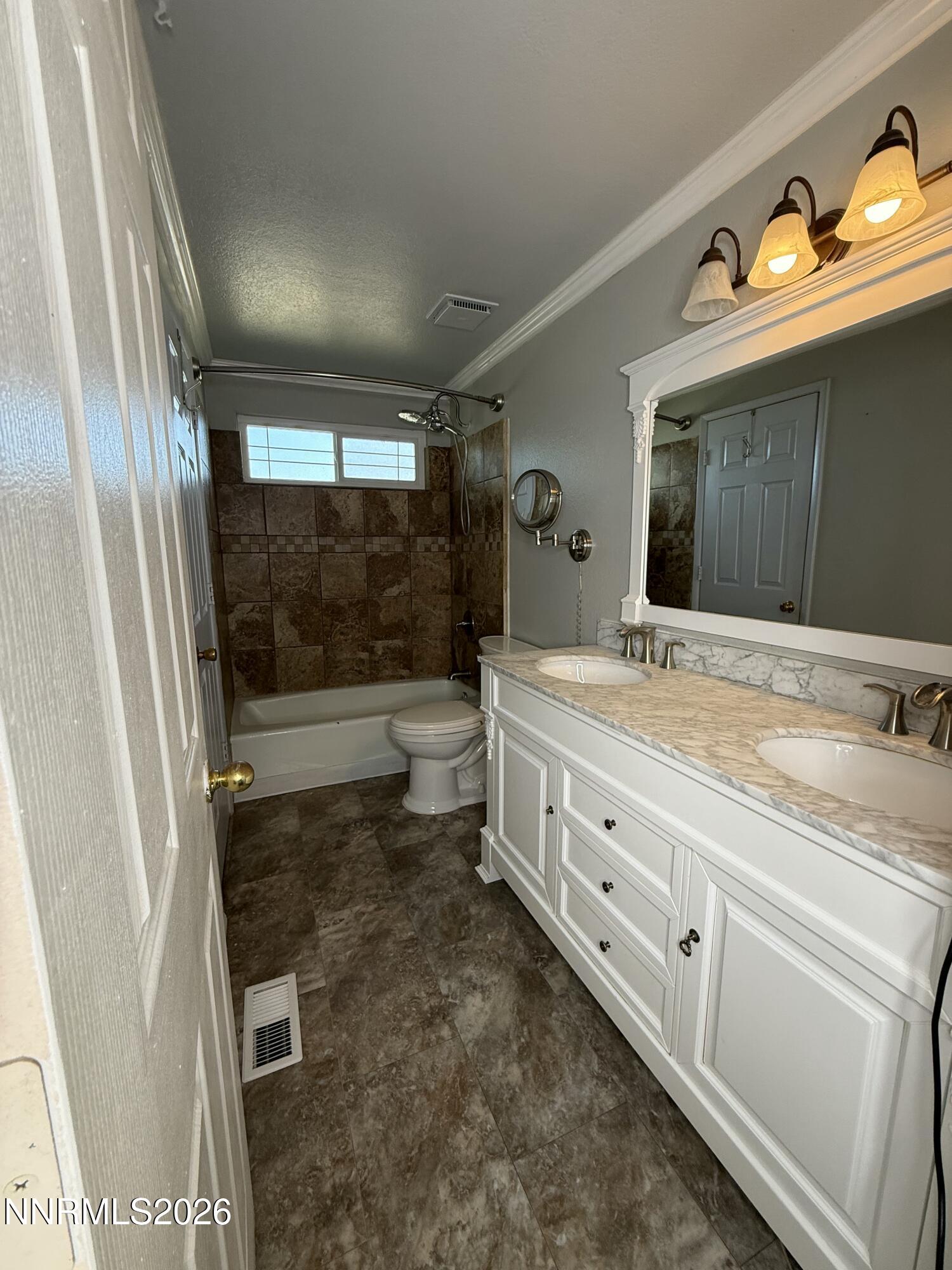 1895 Mizpah Street Property Photo 11