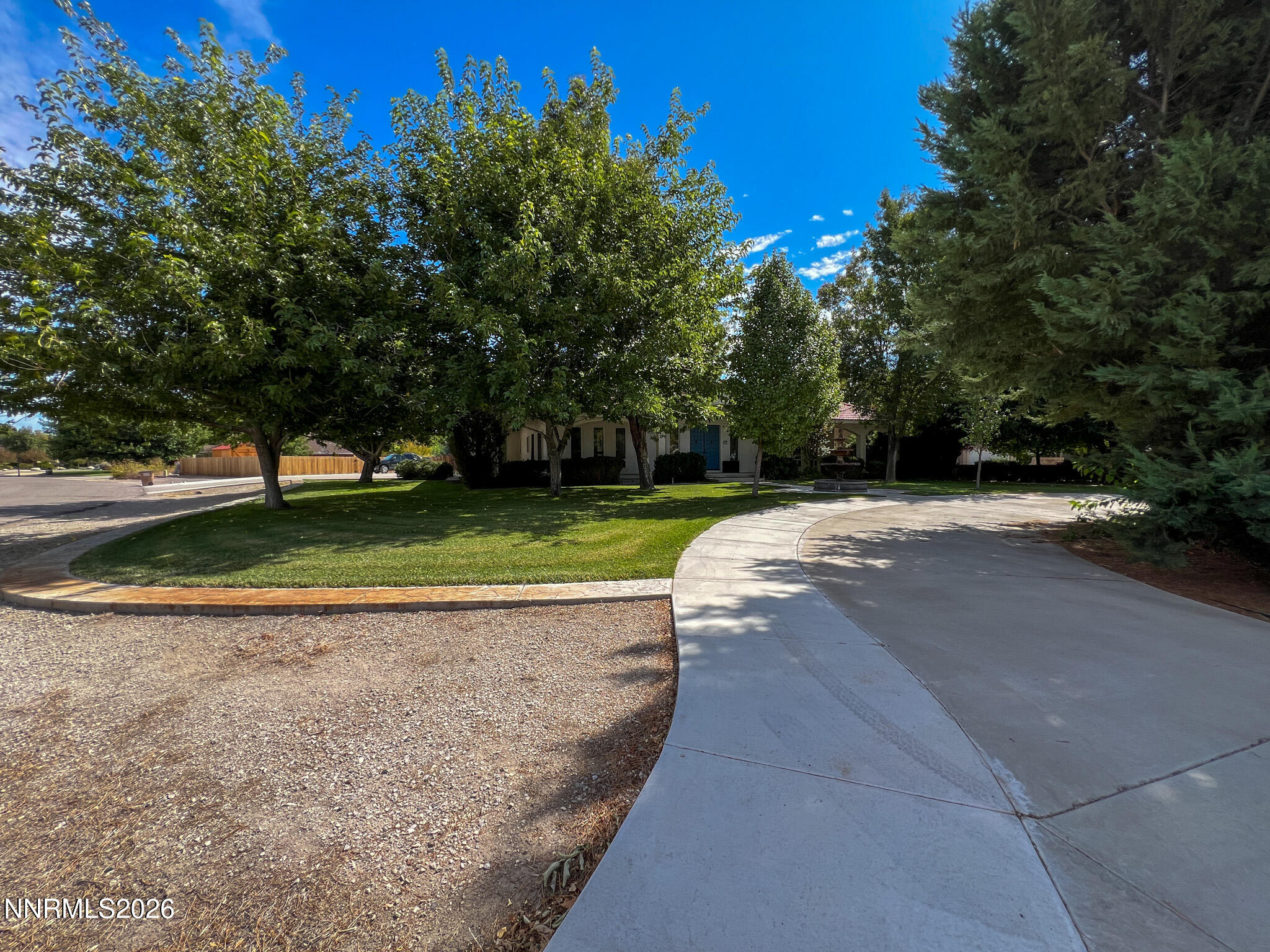 875 Taos Court Property Photo 6