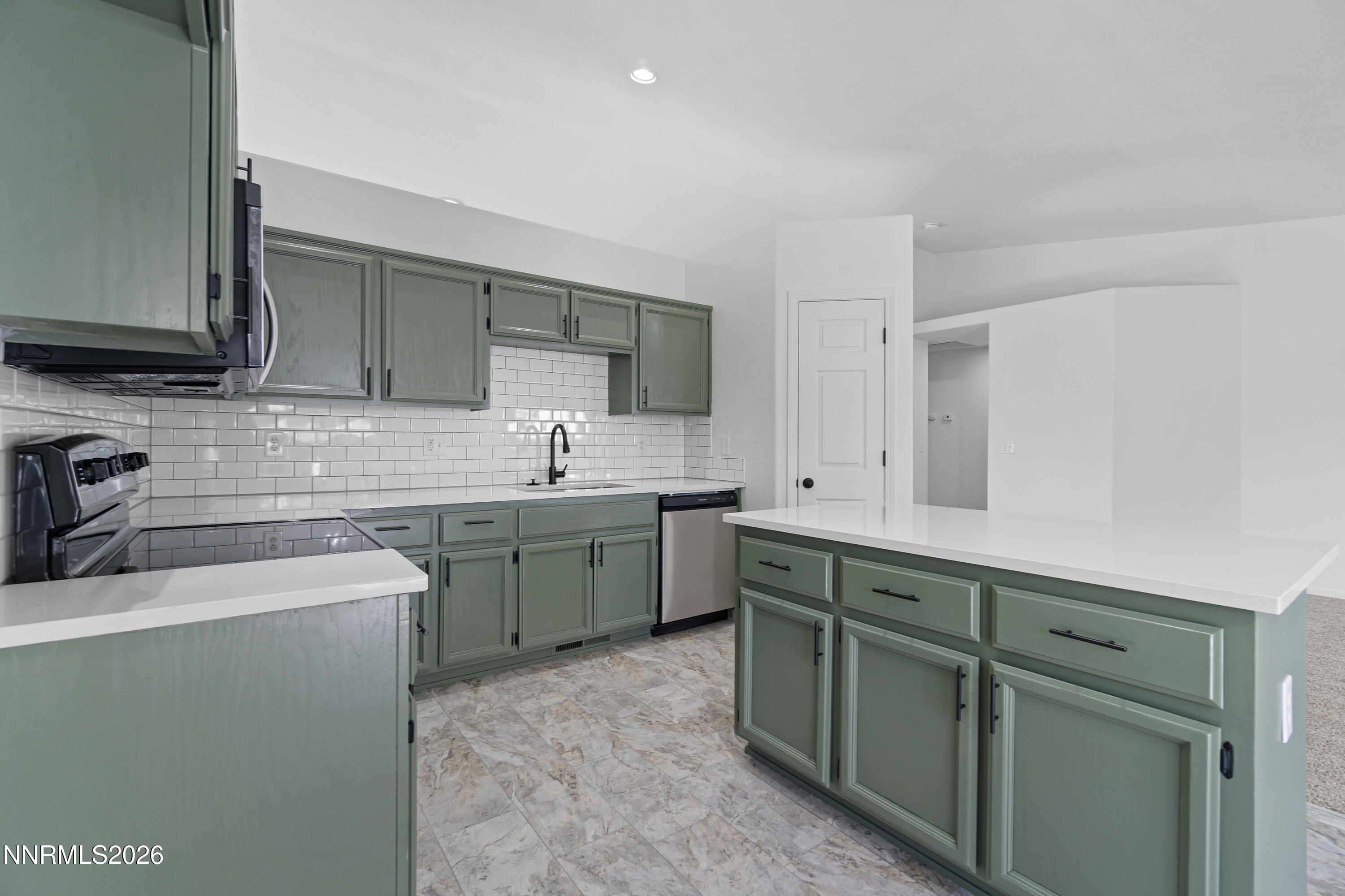 304 Lariat Street Property Photo 13