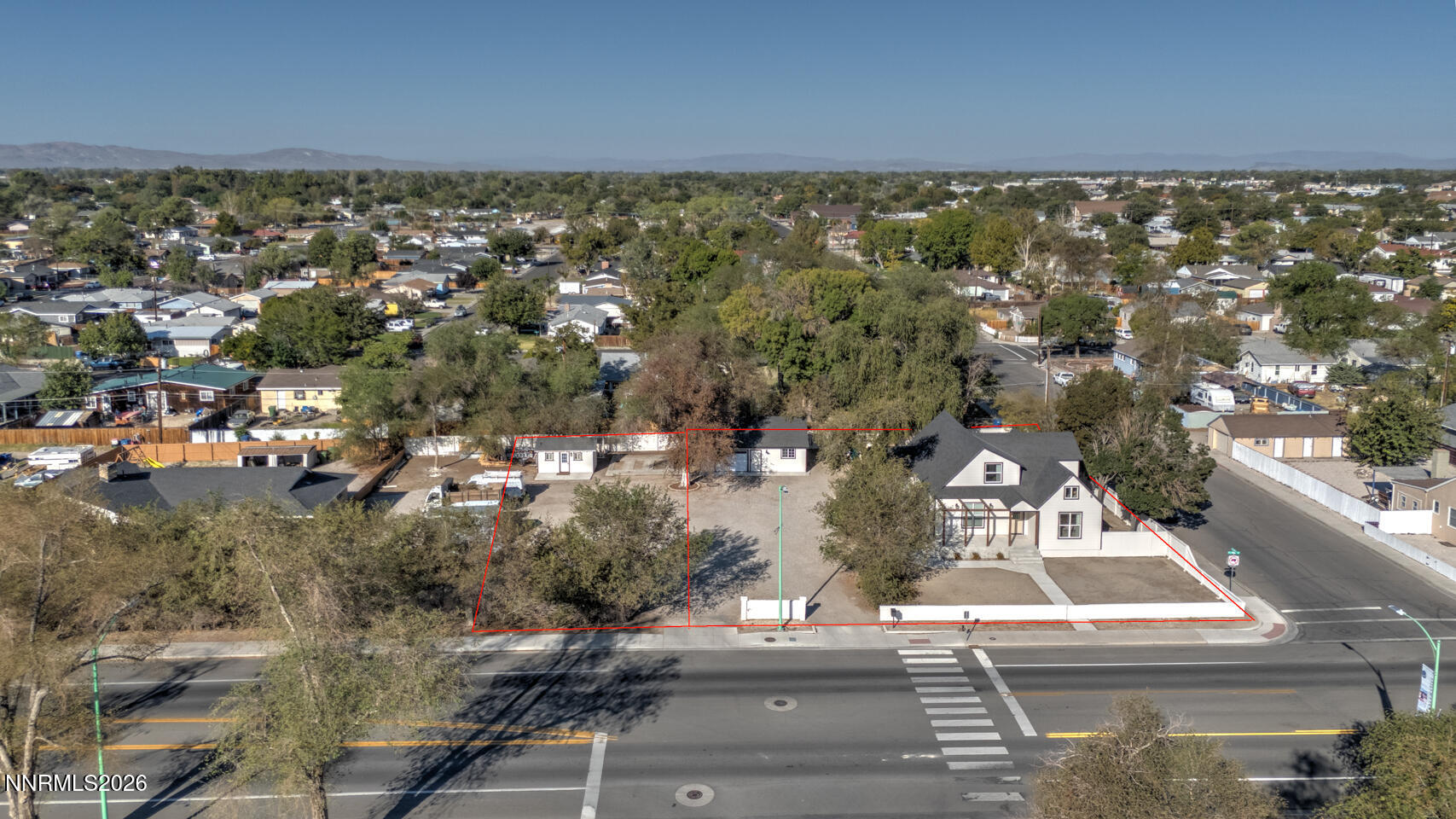 596 S Taylor Street Property Photo 2