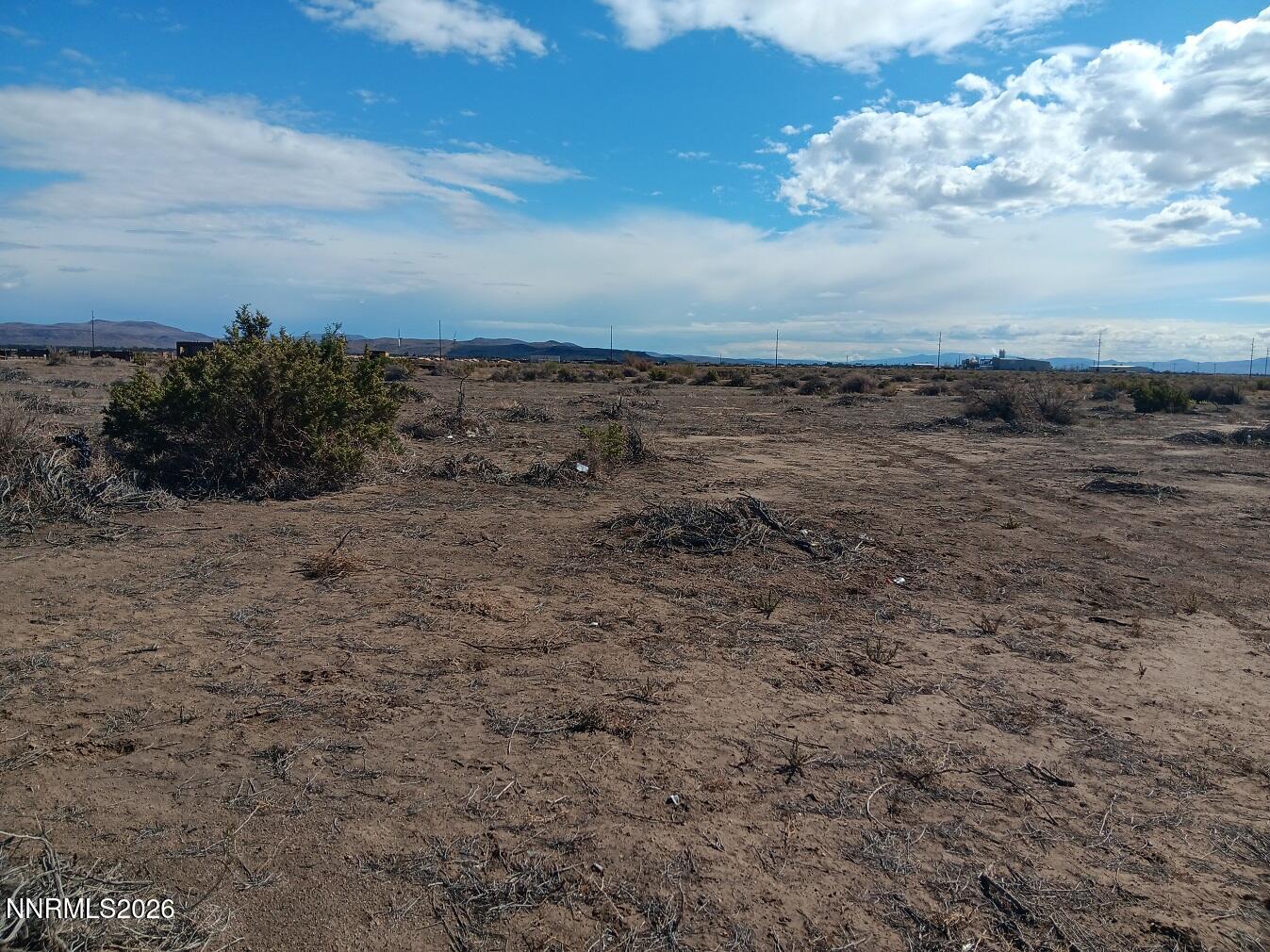 3570 S Hwy 95a Property Photo 3