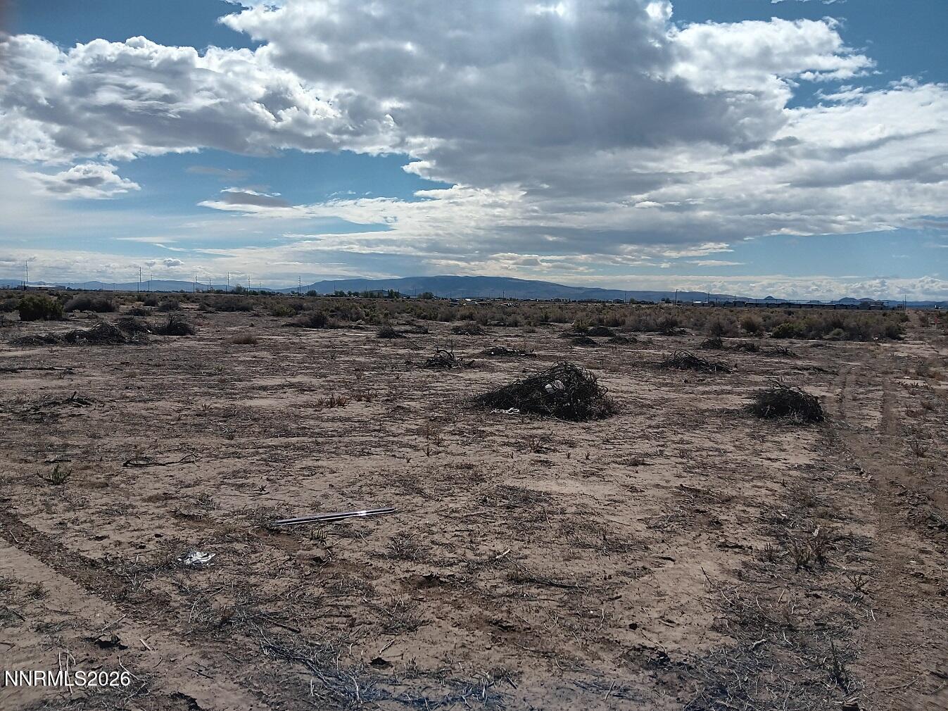 3590 S Hwy 95a Property Photo 2