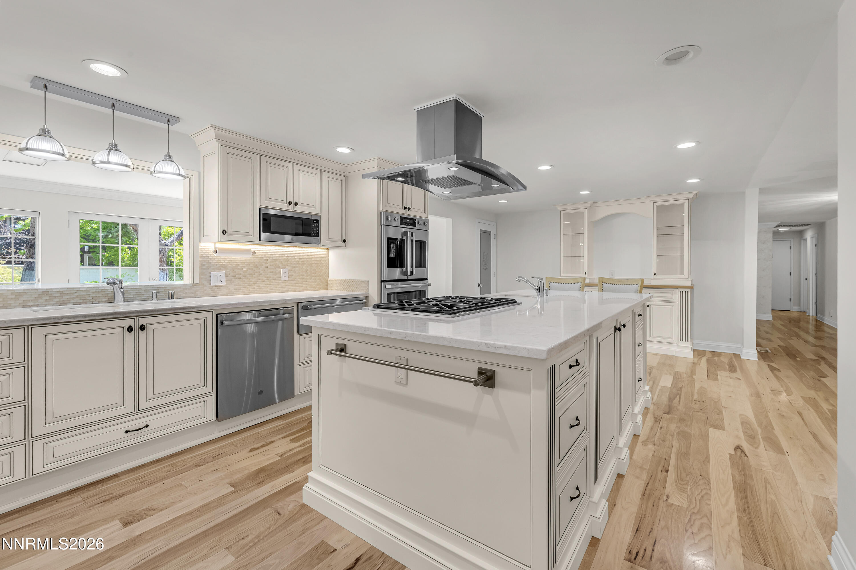 260012635 Property Photo 13