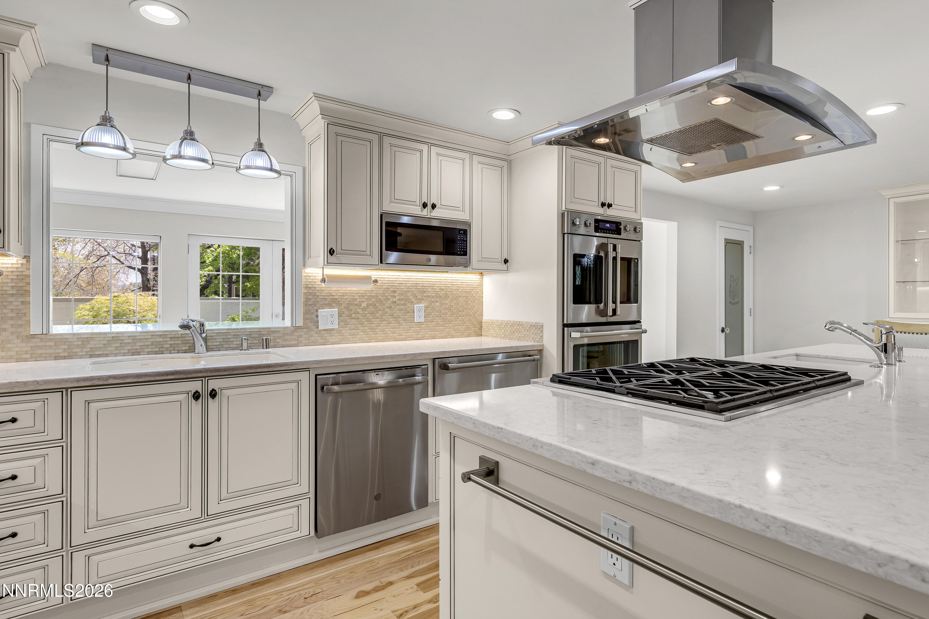 260012635 Property Photo 16