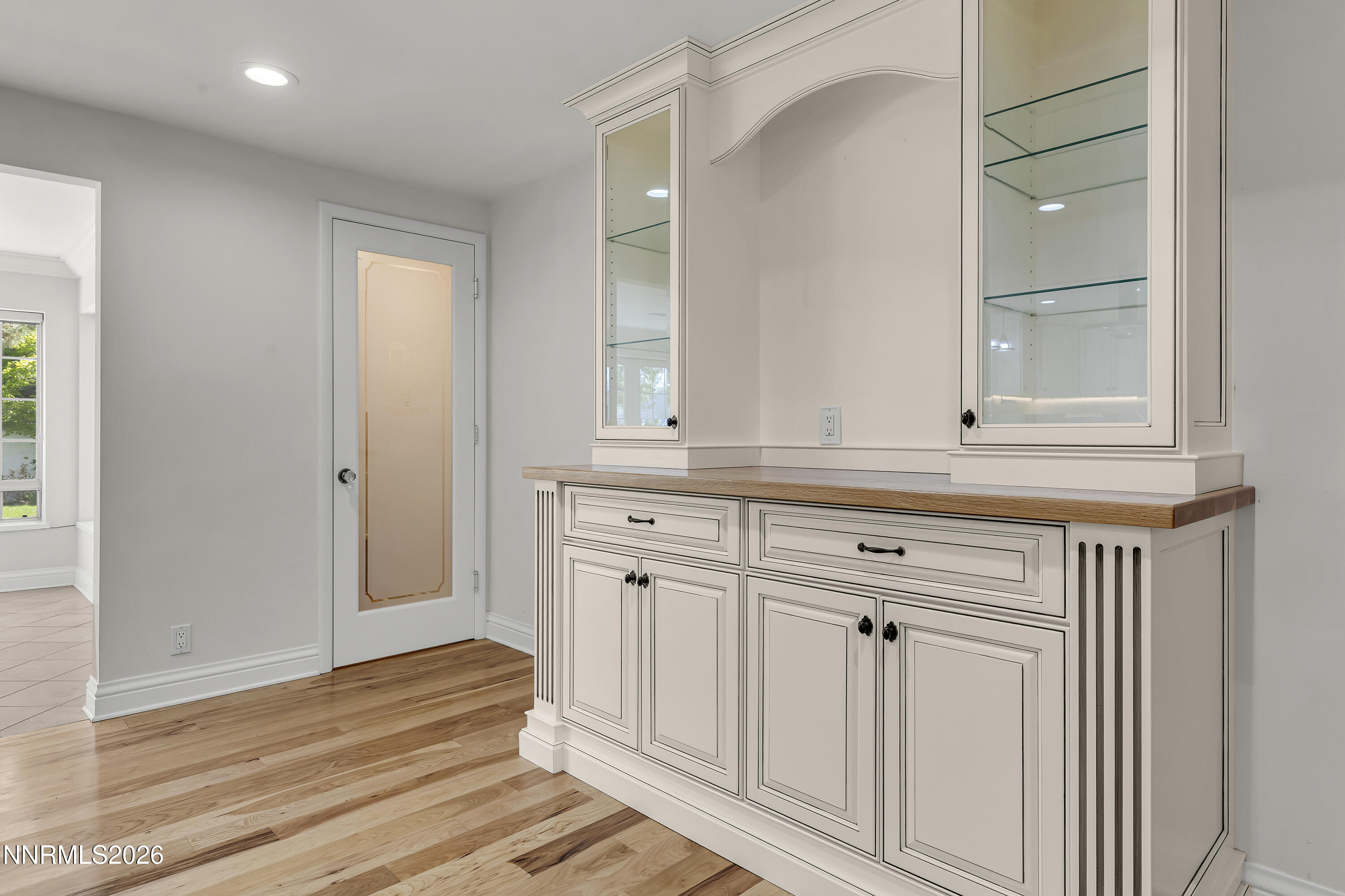 260012635 Property Photo 21