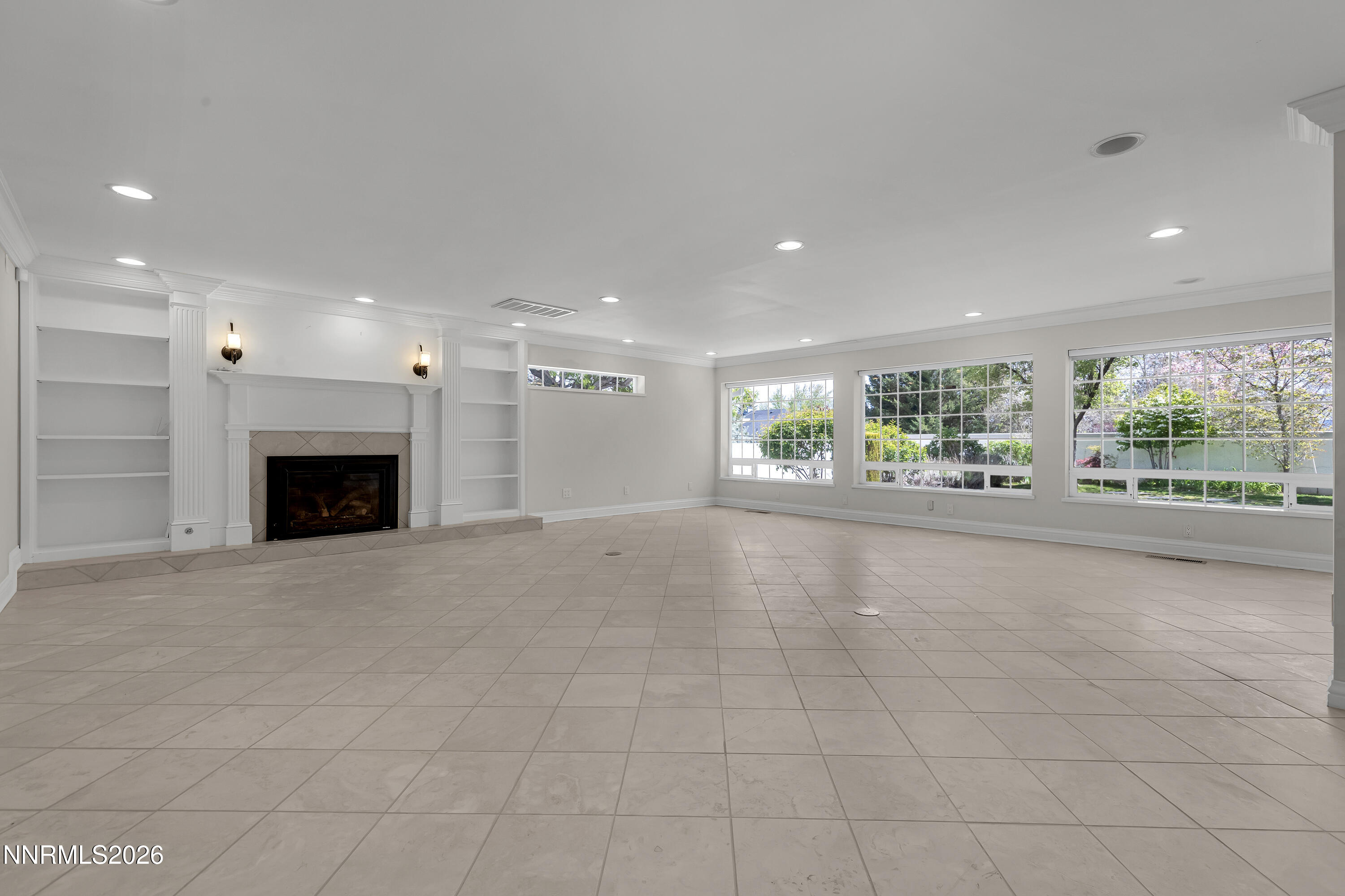 260012635 Property Photo 24