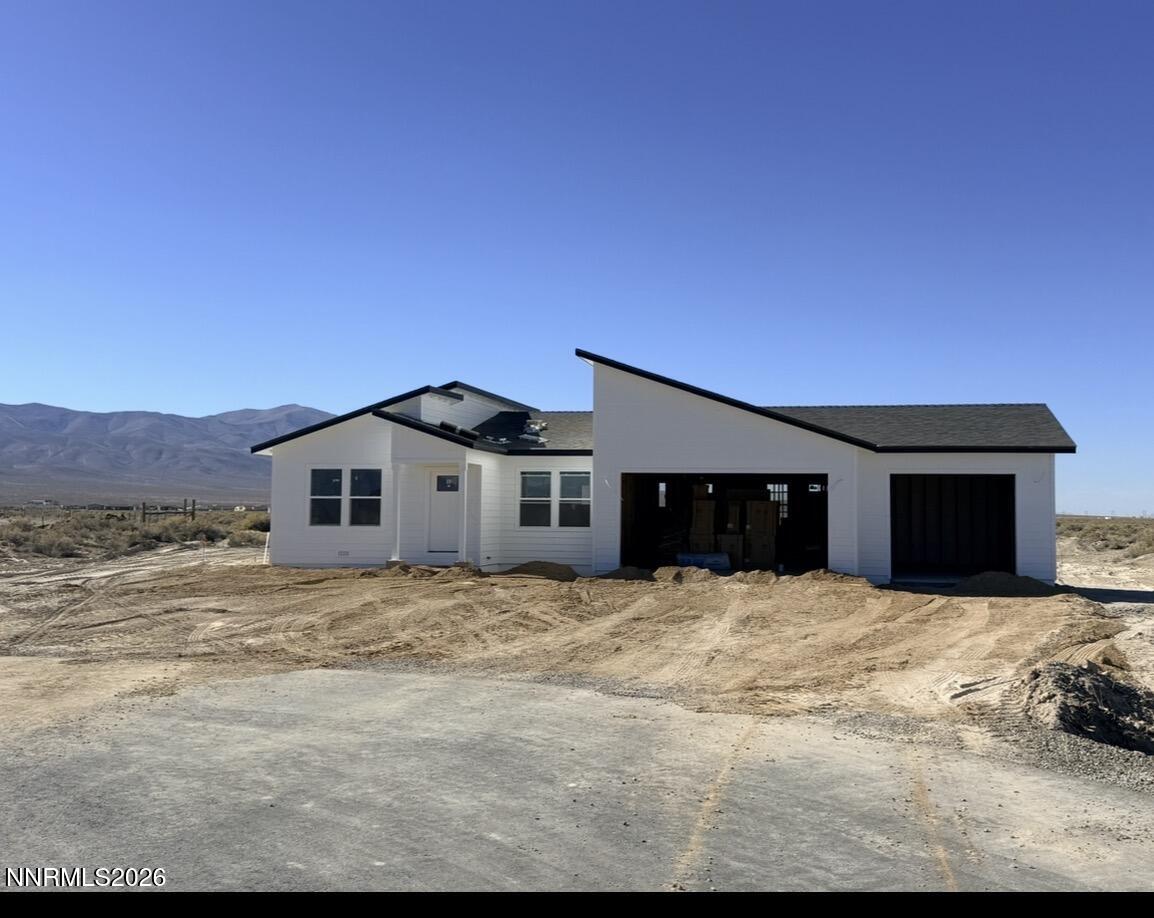 445 Emerald Court Property Photo 1