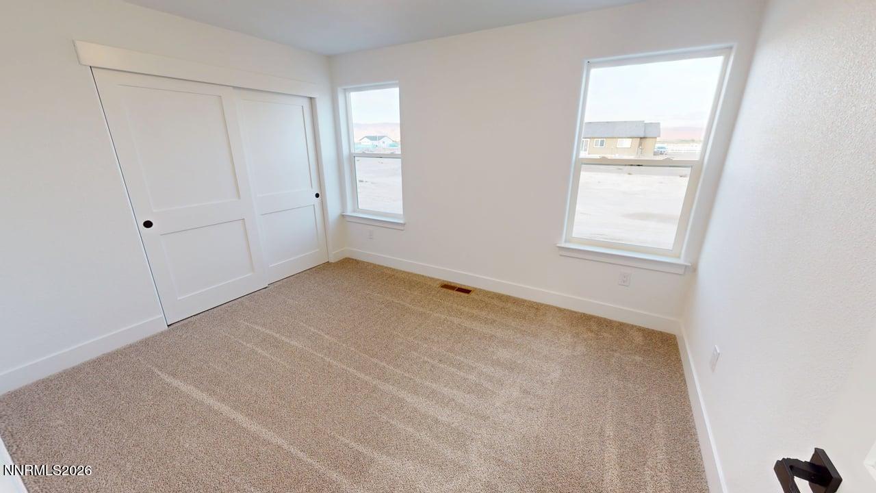 445 Emerald Court Property Photo 13