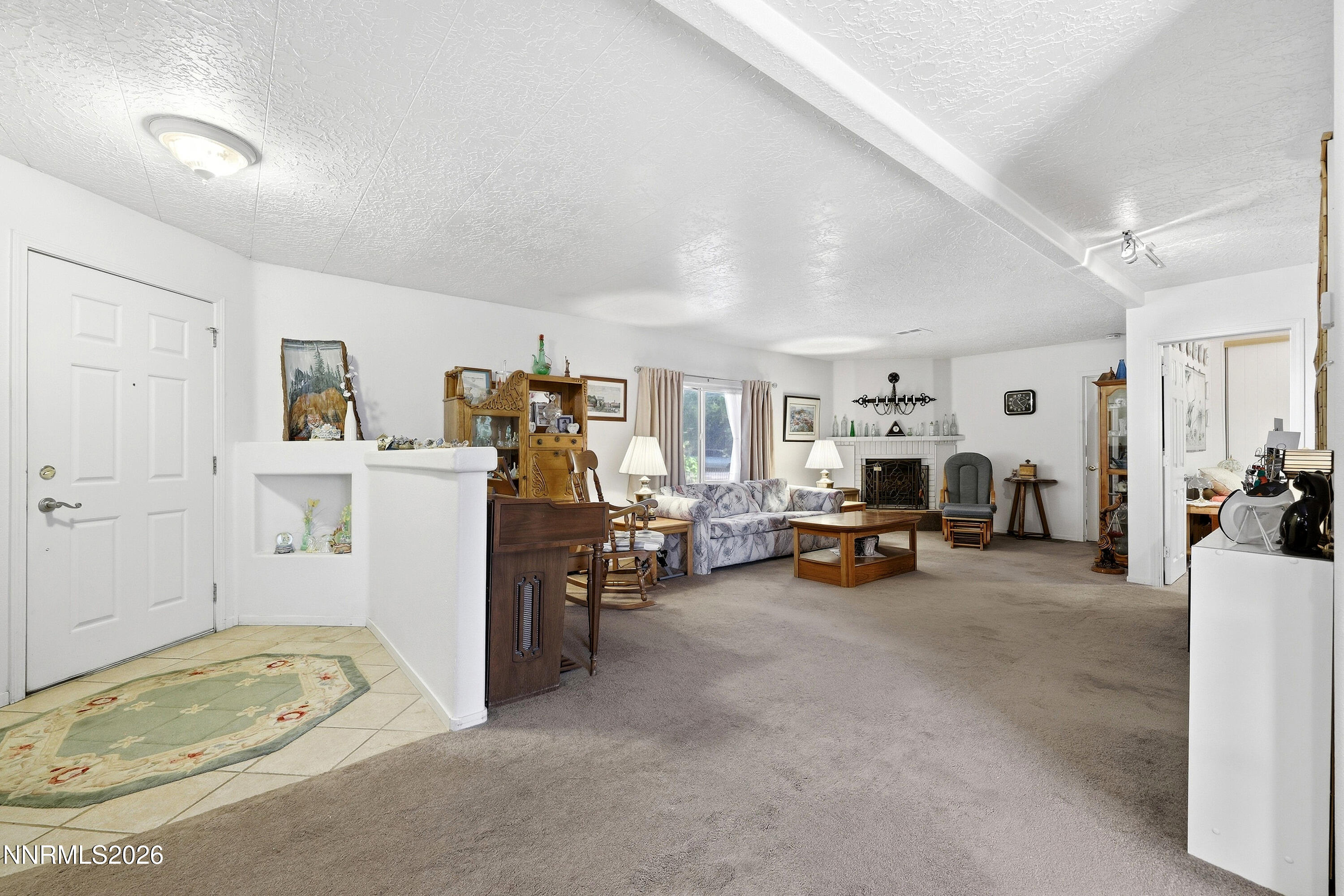 5605 Charjene Way Property Photo 4