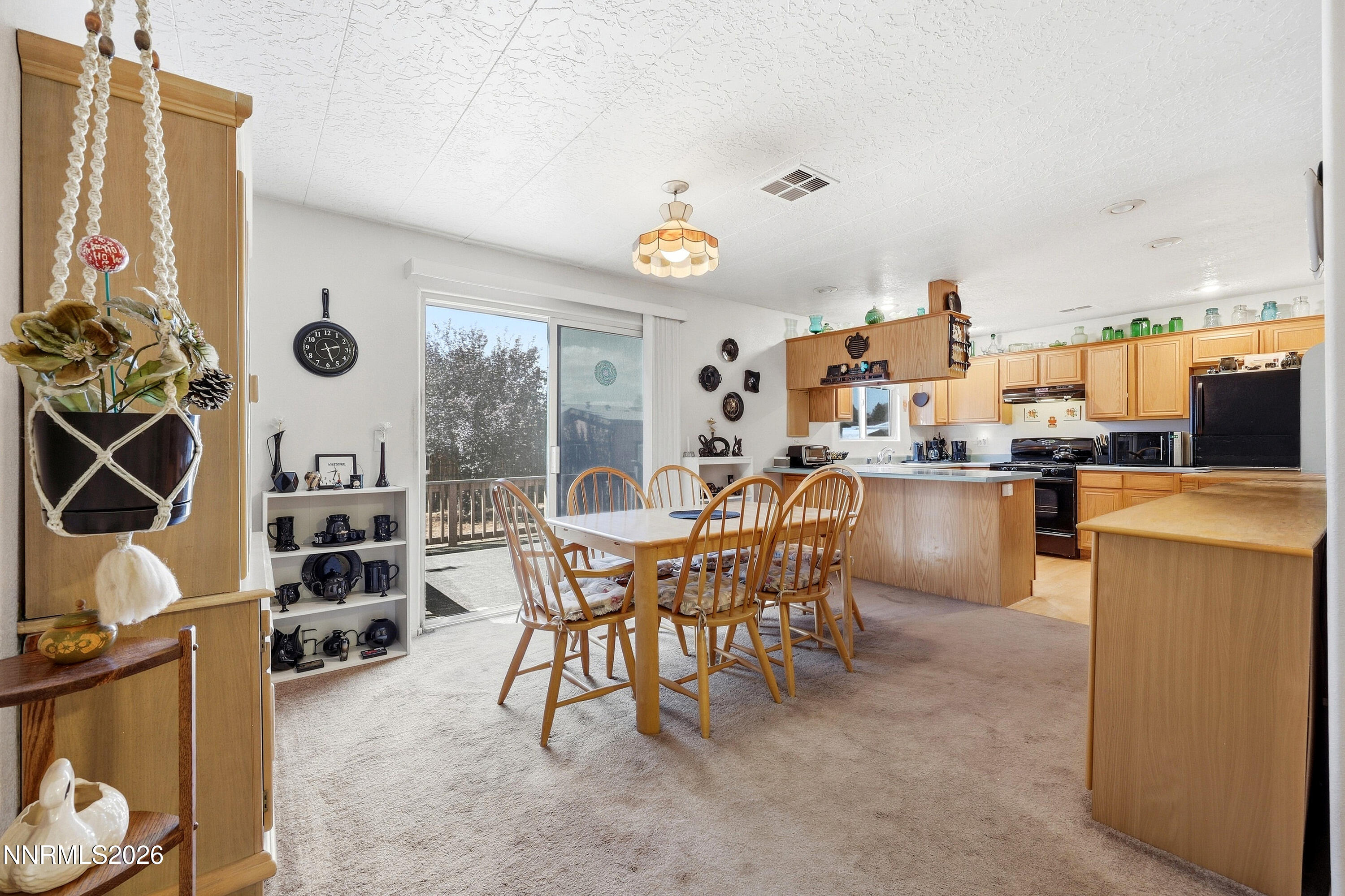 5605 Charjene Way Property Photo 7