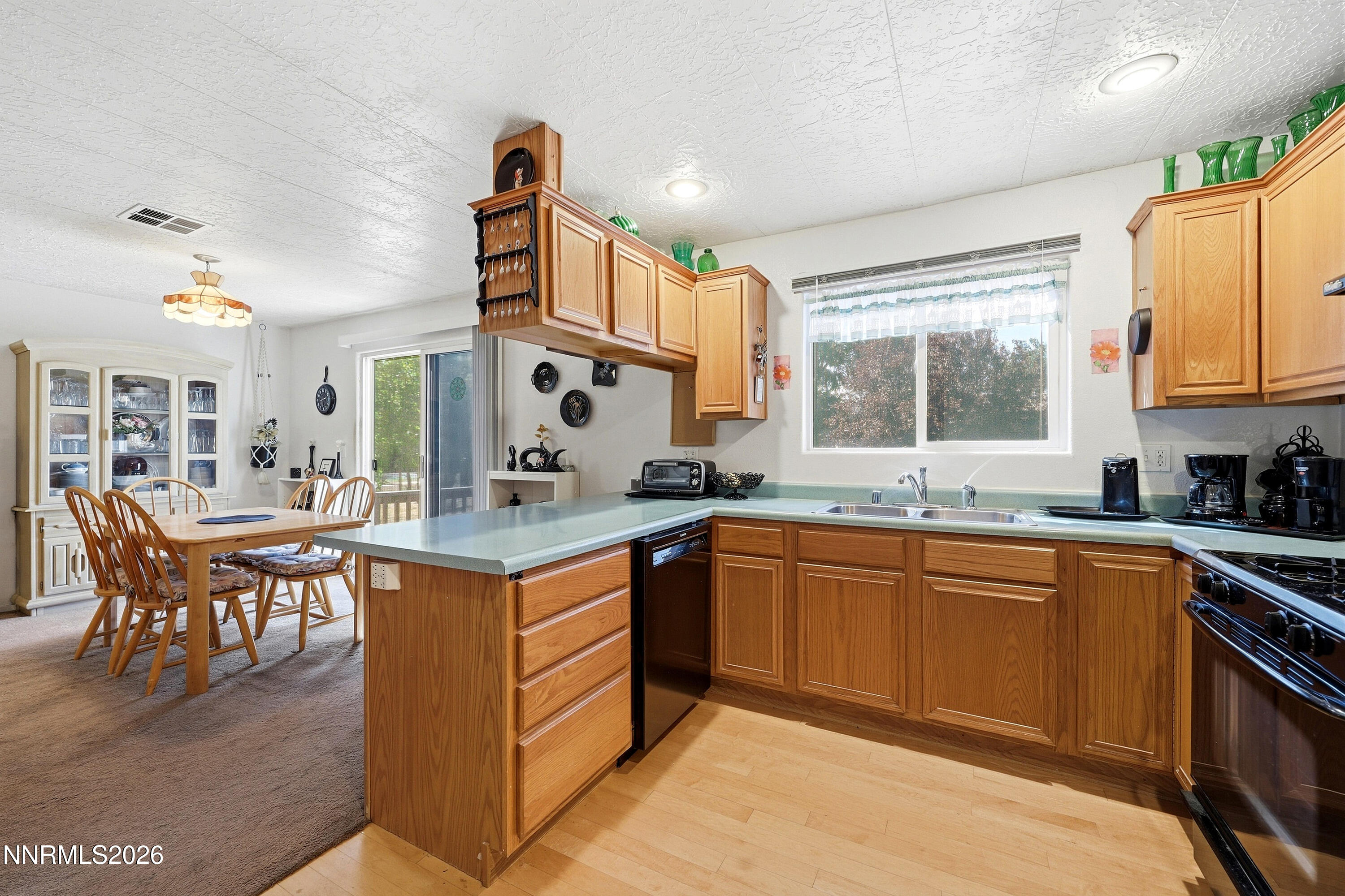 5605 Charjene Way Property Photo 9