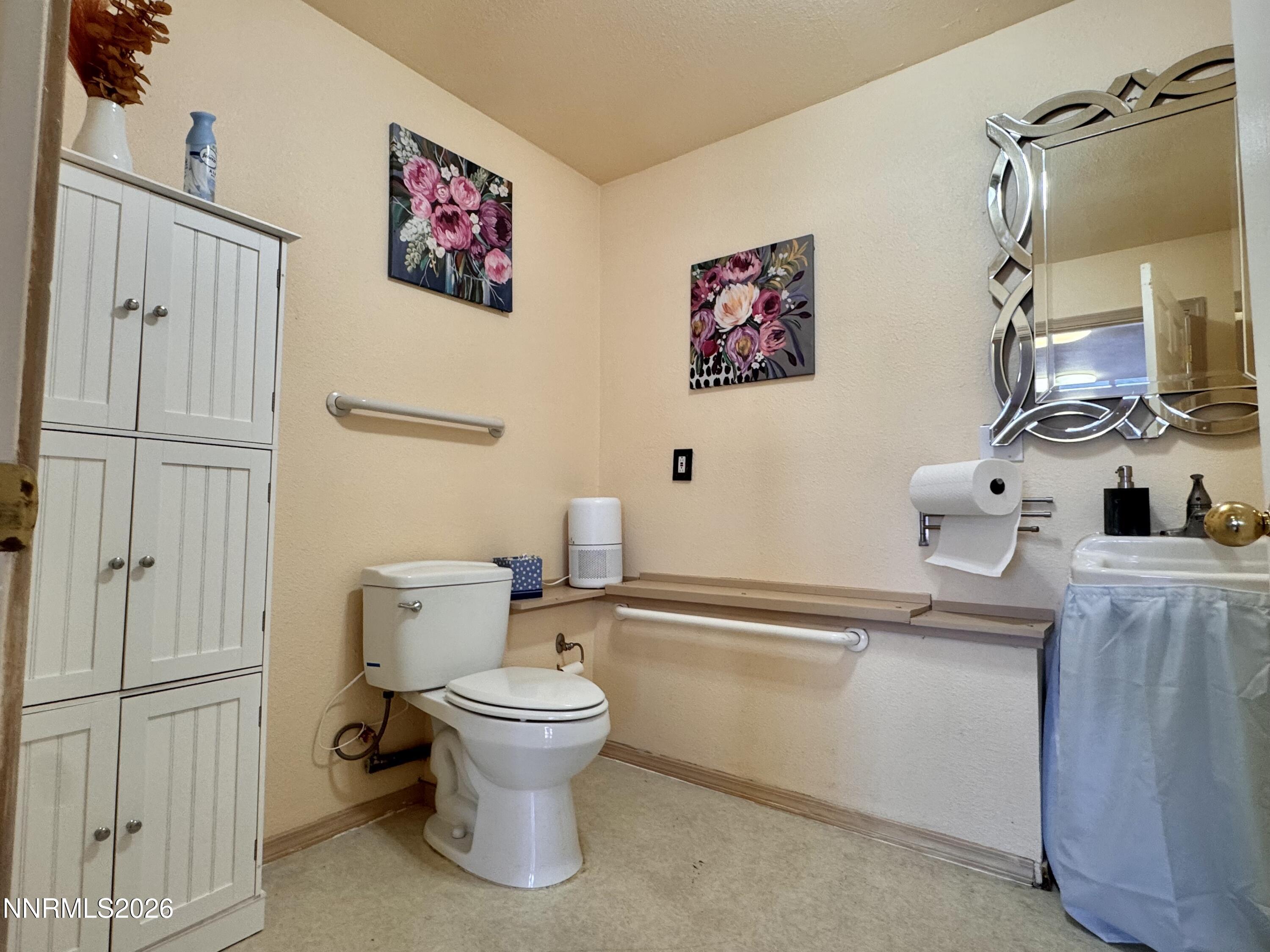 470 & 480 S Broad Street Property Photo 14