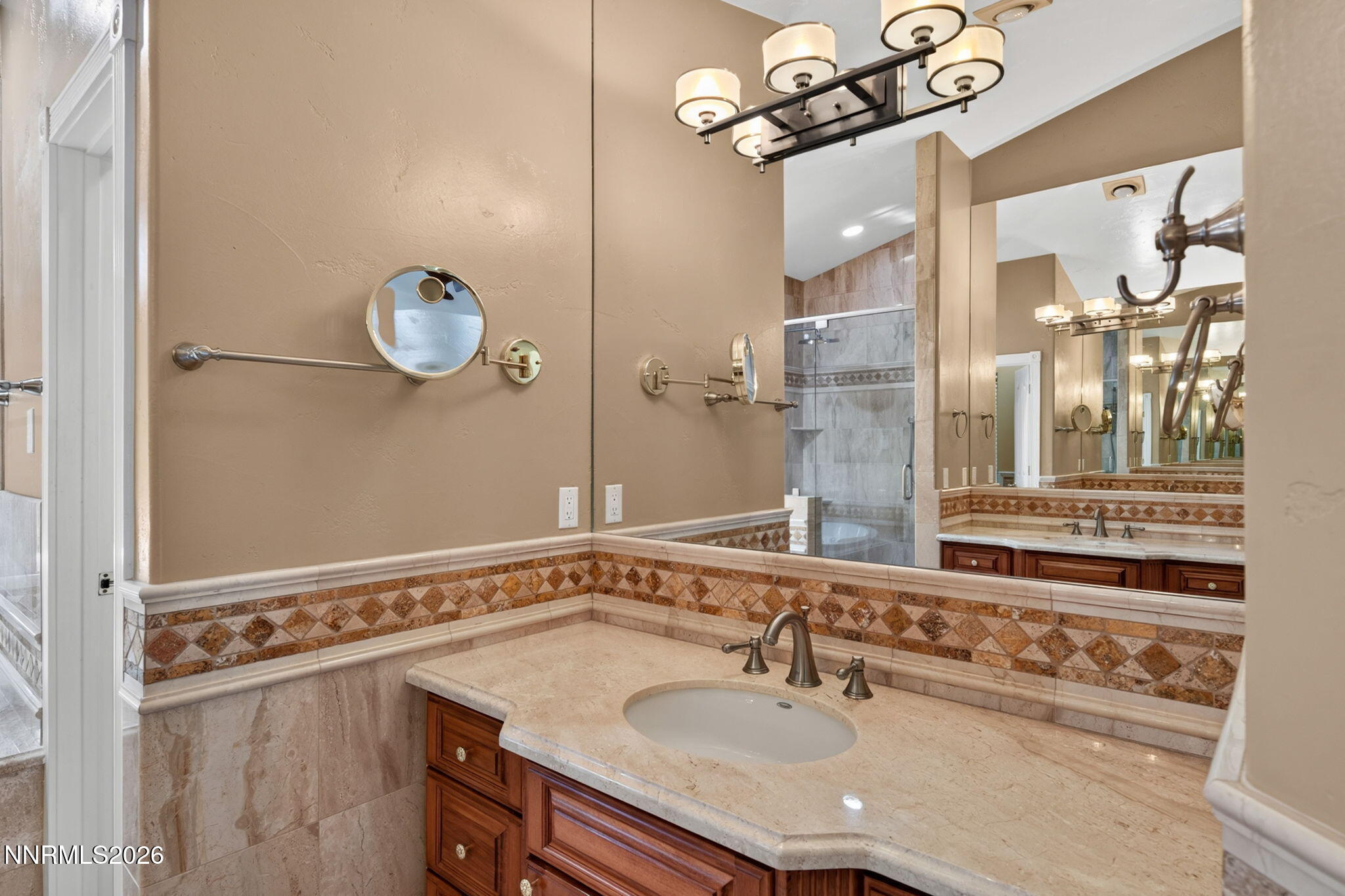 2535 Manzanita Lane Property Photo 21