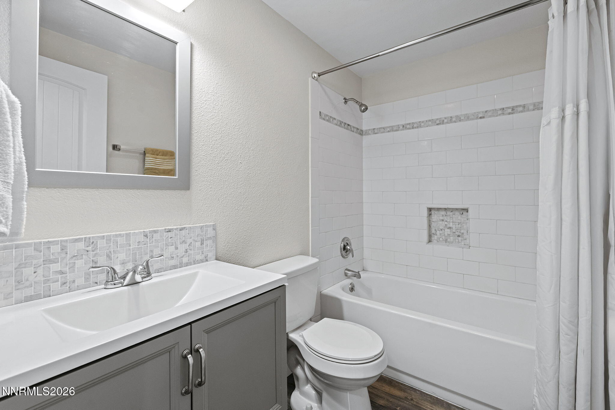700 Brent Drive Property Photo 6